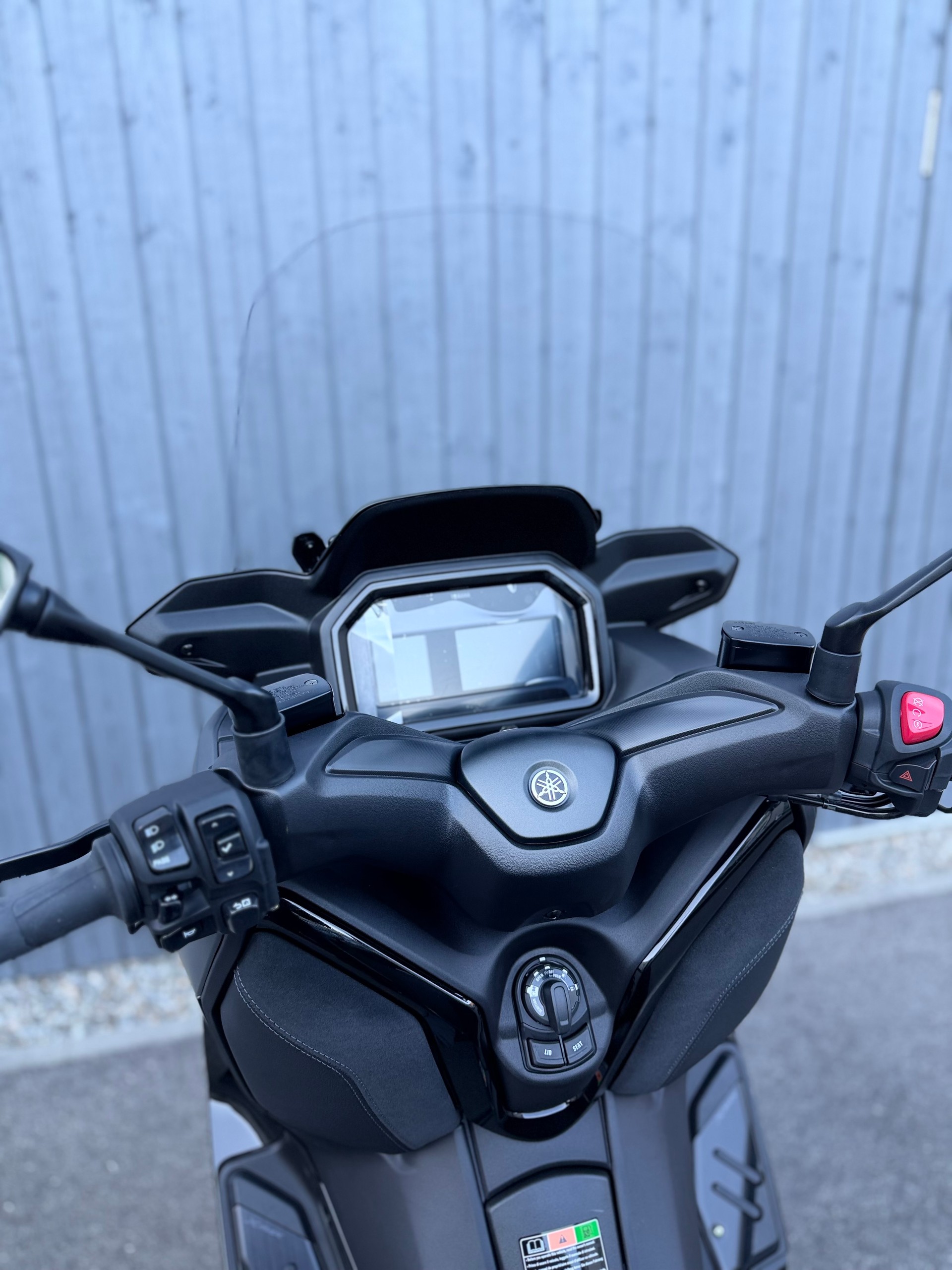 YAMAHA X-Max 300 Tech Max-image-5