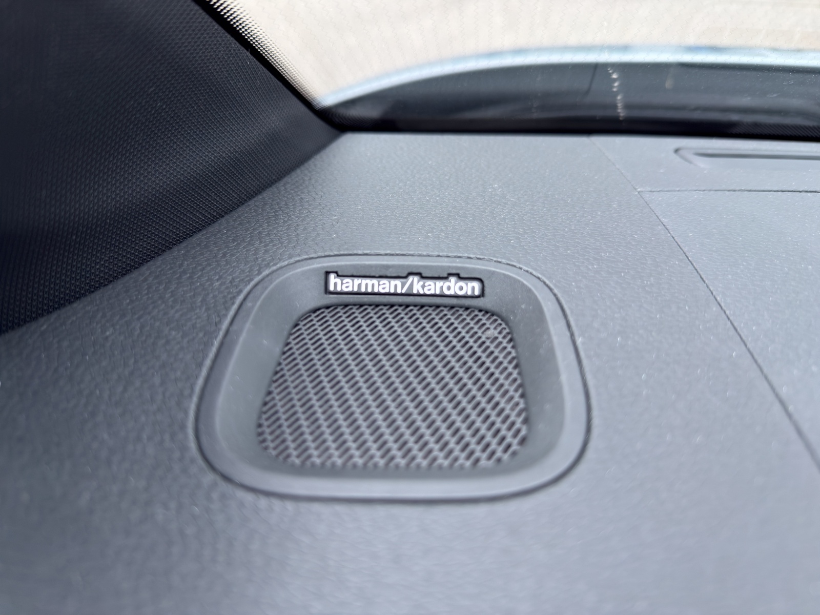 VW ID.Buzz NWB GTX 4 Motion-image-16