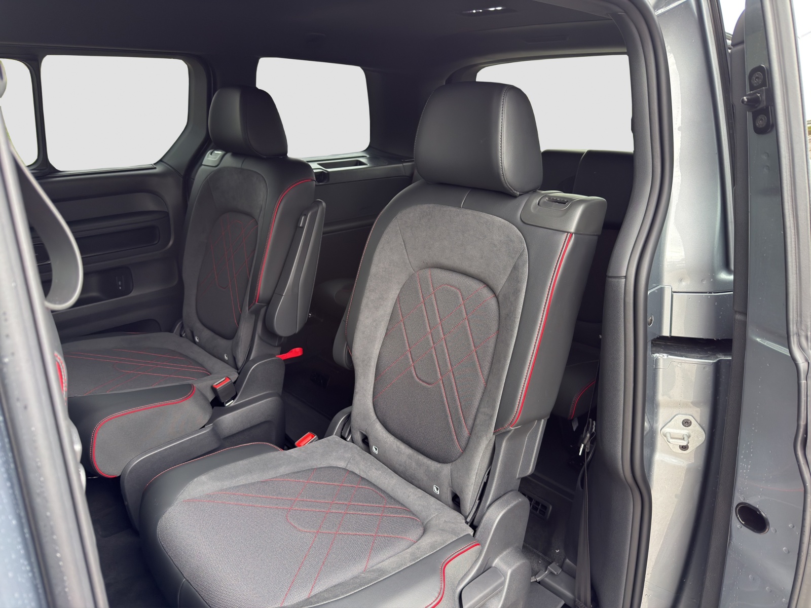 VW ID.Buzz NWB GTX 4 Motion-image-12