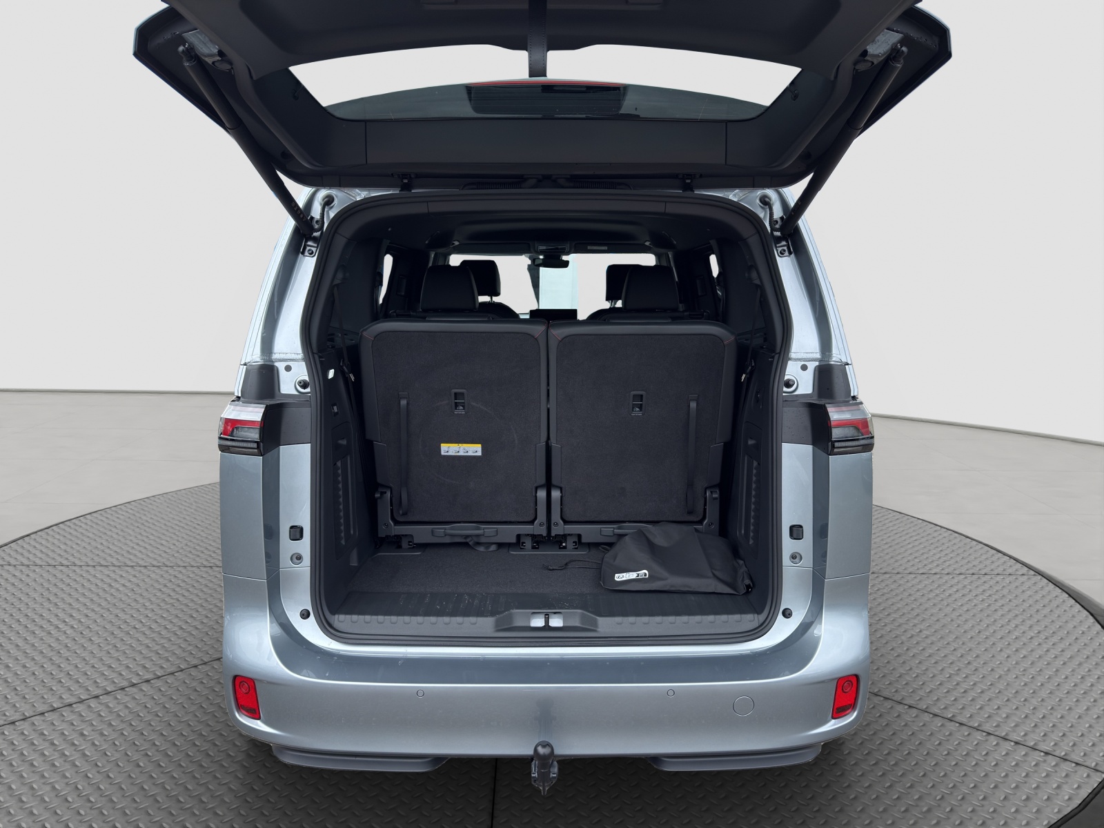 VW ID.Buzz NWB GTX 4 Motion-image-14