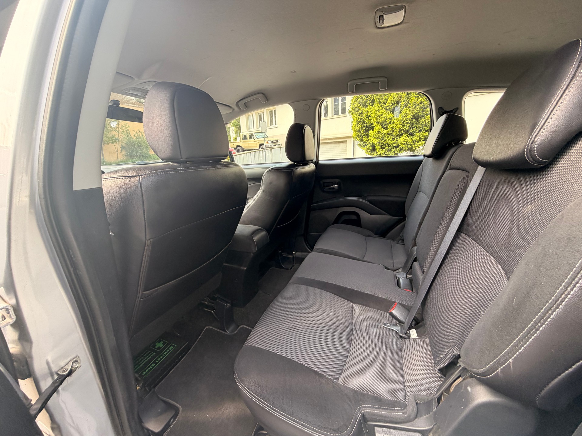 PEUGEOT 4007 2.4 Platinum Edition CVT-image-9