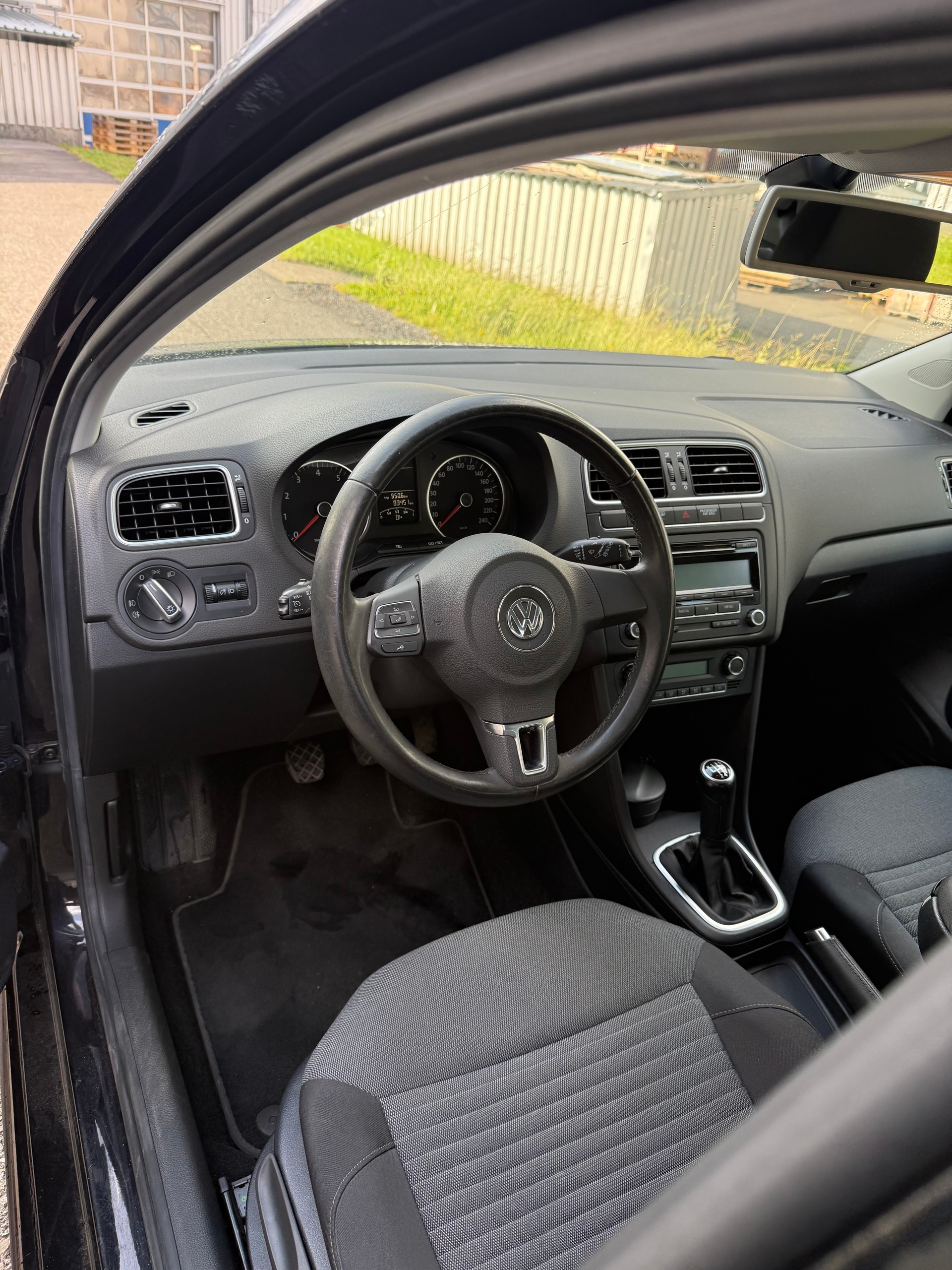 VW Polo 1.4 16V Trendline-image-5