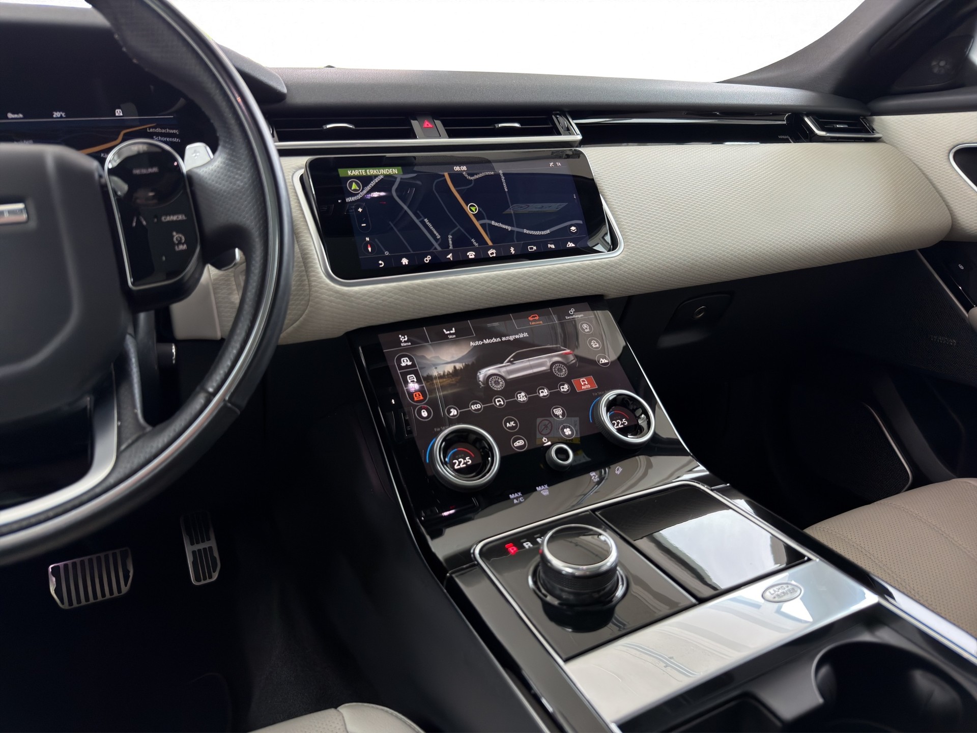LAND ROVER Range Rover Velar R-Dynamic P 380 SE Automatic-image-12