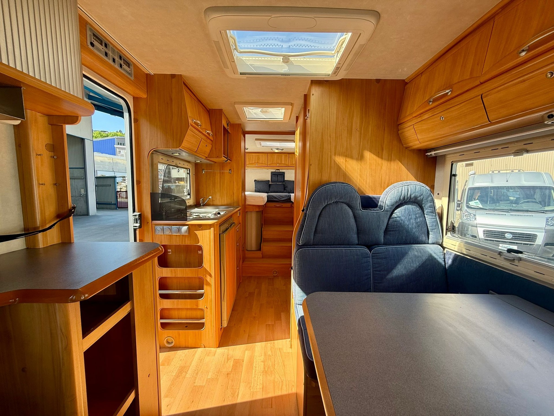 FIAT Adria Coral 660SL -Längsbetten-image-7