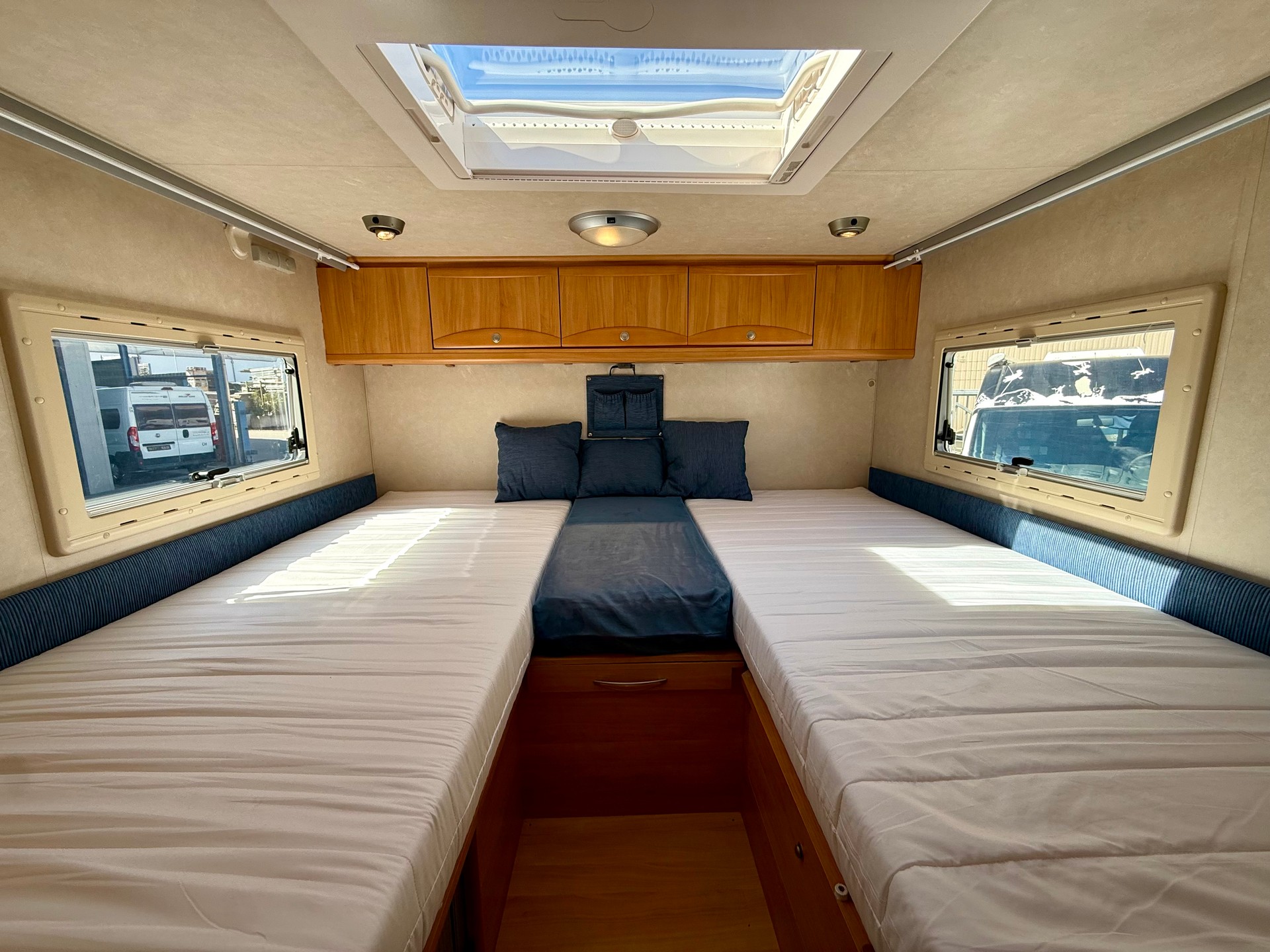 FIAT Adria Coral 660SL -Längsbetten-image-10
