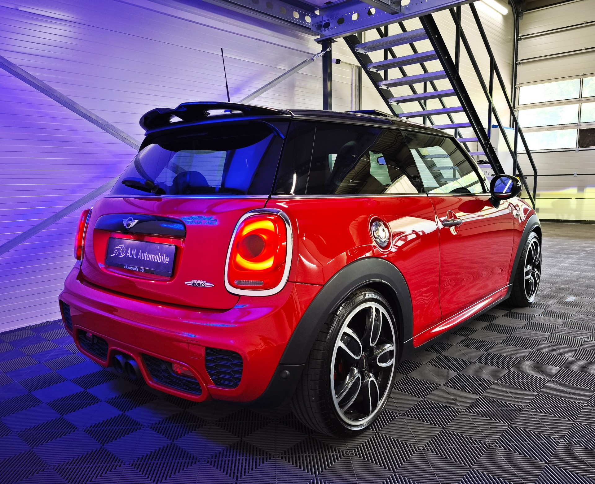 MINI Cooper John Cooper Works Steptronic-image-4