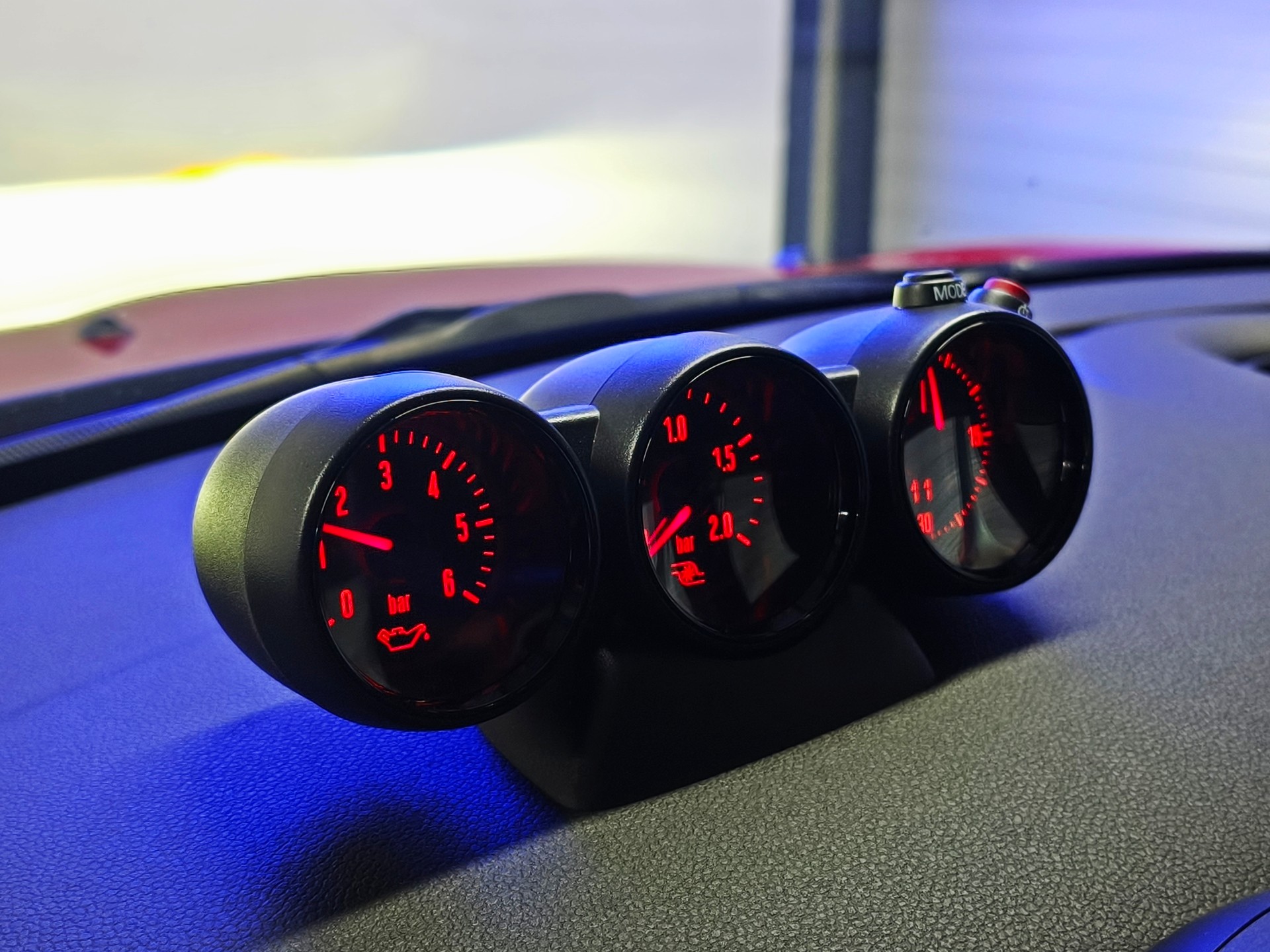 MINI Cooper John Cooper Works Steptronic-image-19