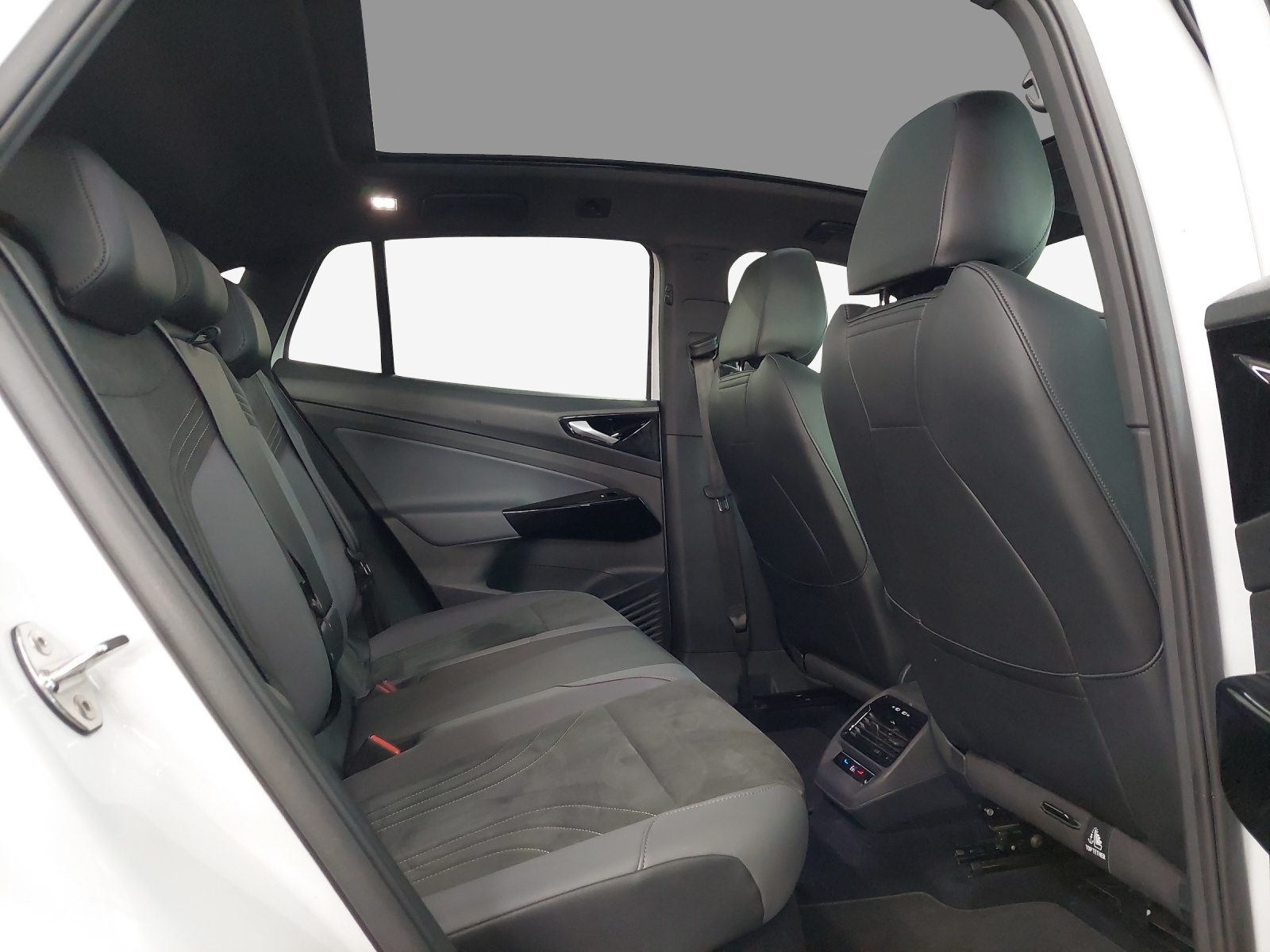 VW ID.5 Pro Performance 77 kWh-image-14