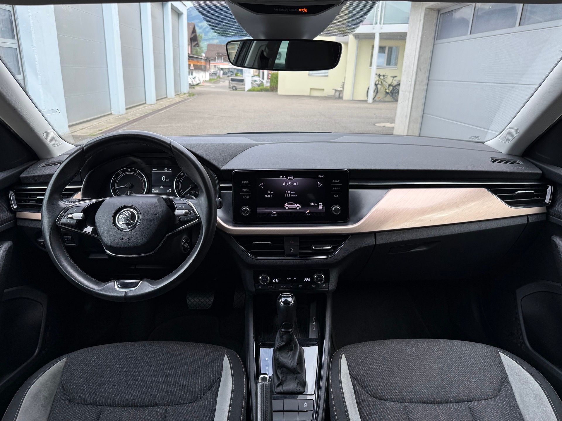 SKODA Kamiq 1.0 TSI Style DSG-image-19
