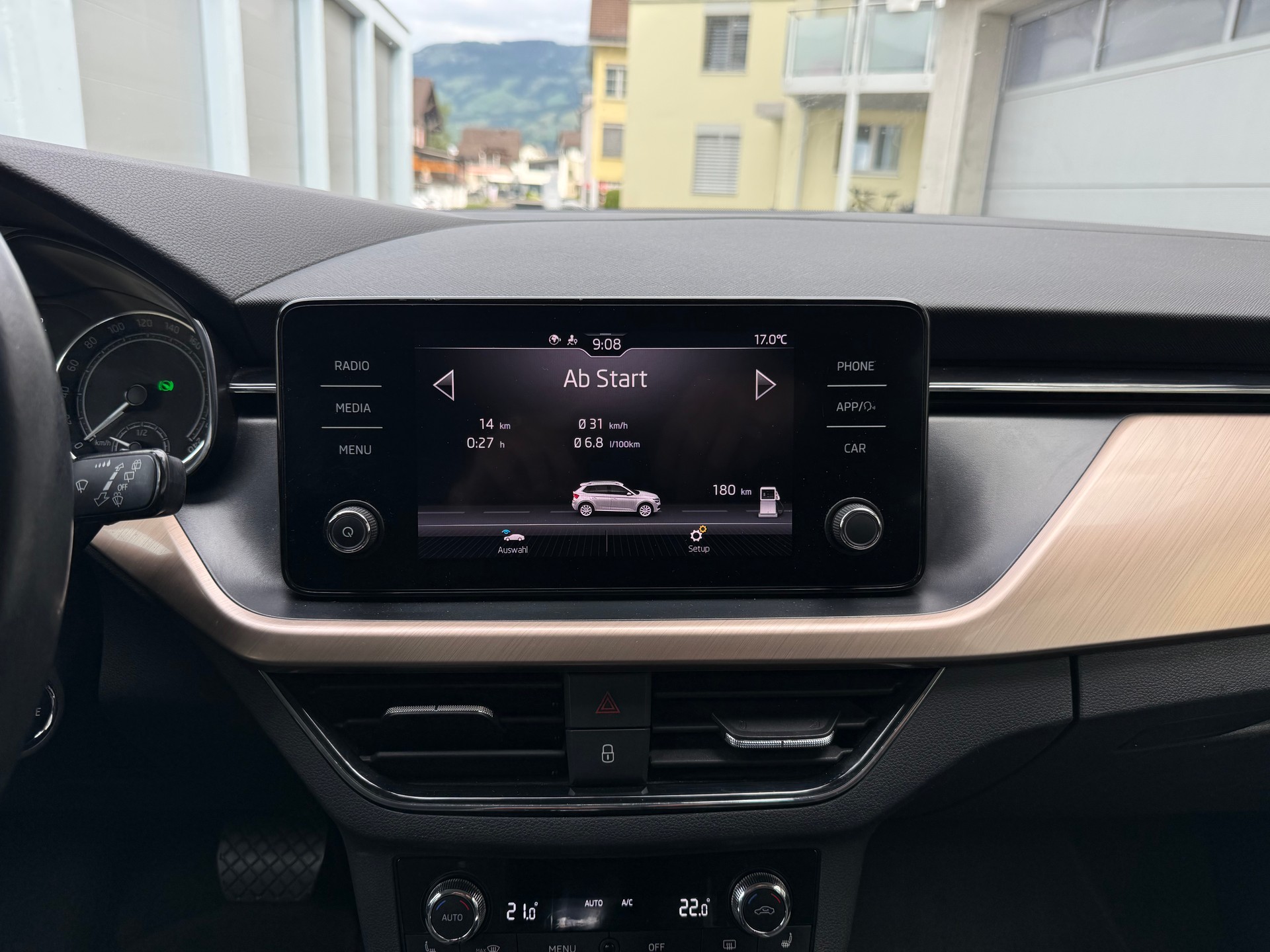 SKODA Kamiq 1.0 TSI Style DSG-image-16