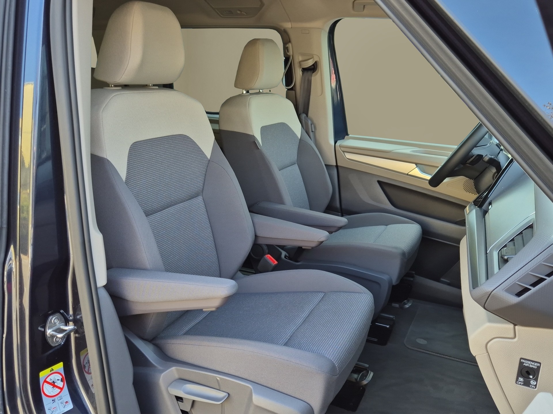 VW Multivan 1.5 eHybrid 4Motion DSG-image-14