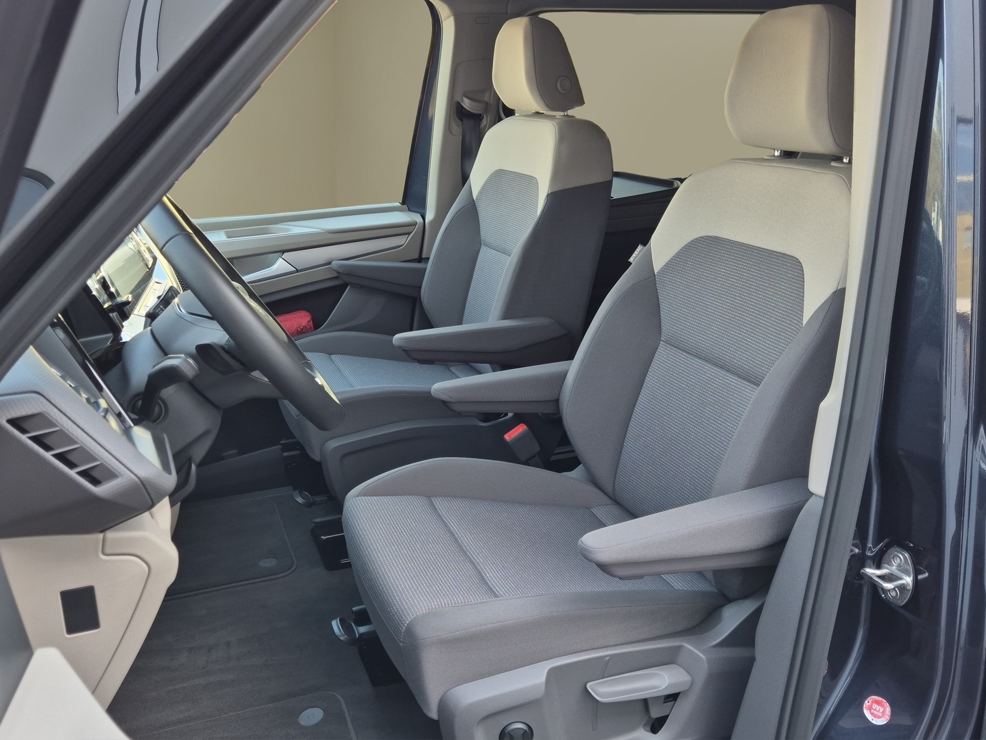 VW Multivan 1.5 eHybrid 4Motion DSG-image-8