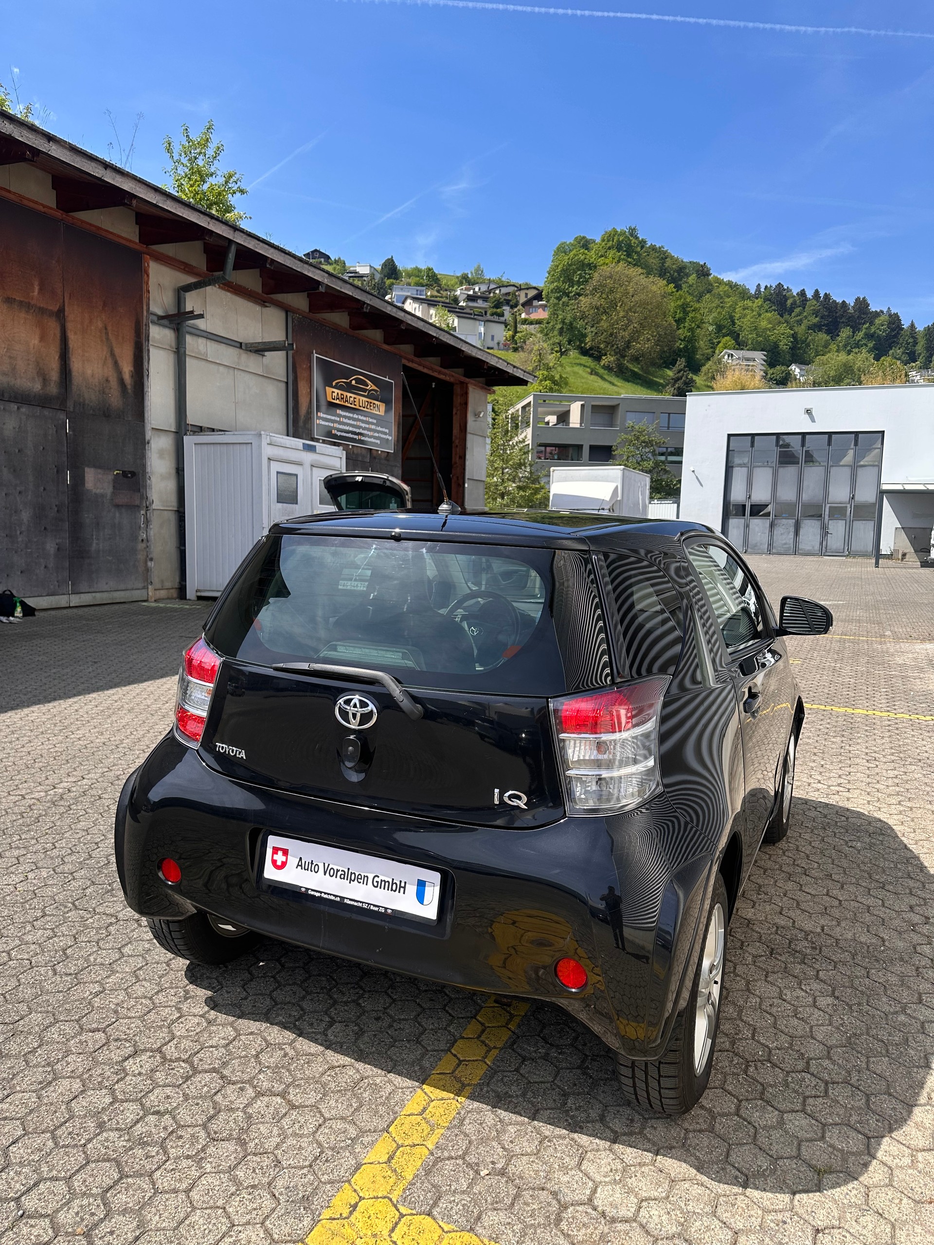 TOYOTA iQ 1.0 VVT-i-image-5