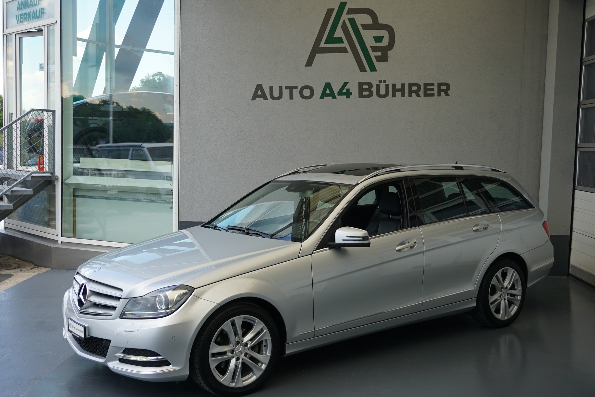MERCEDES-BENZ C 250 CDI Avantgarde T-Modell 204PS Automat-showroom-element-3