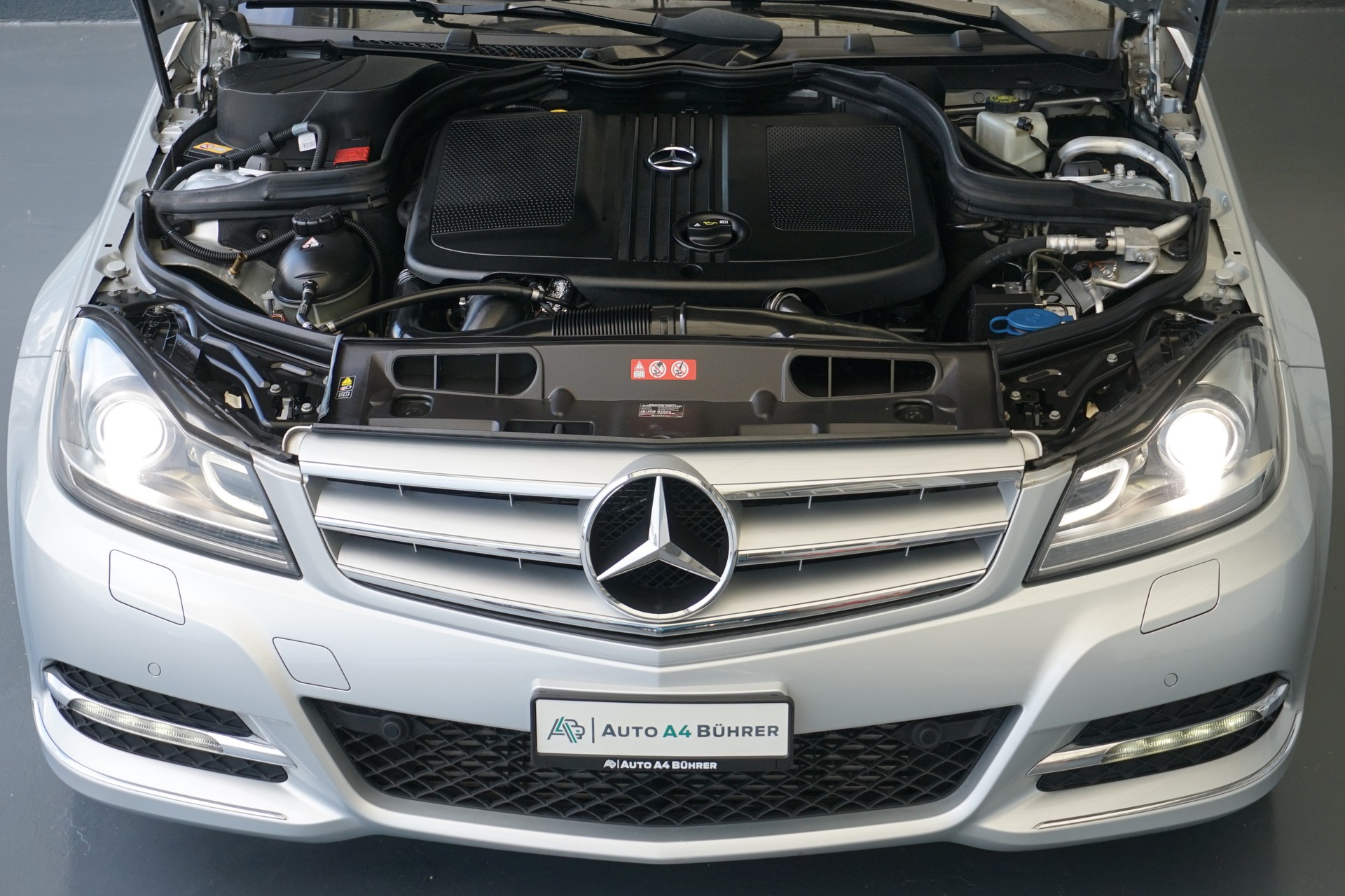MERCEDES-BENZ C 250 CDI Avantgarde T-Modell 204PS Automat-image-12