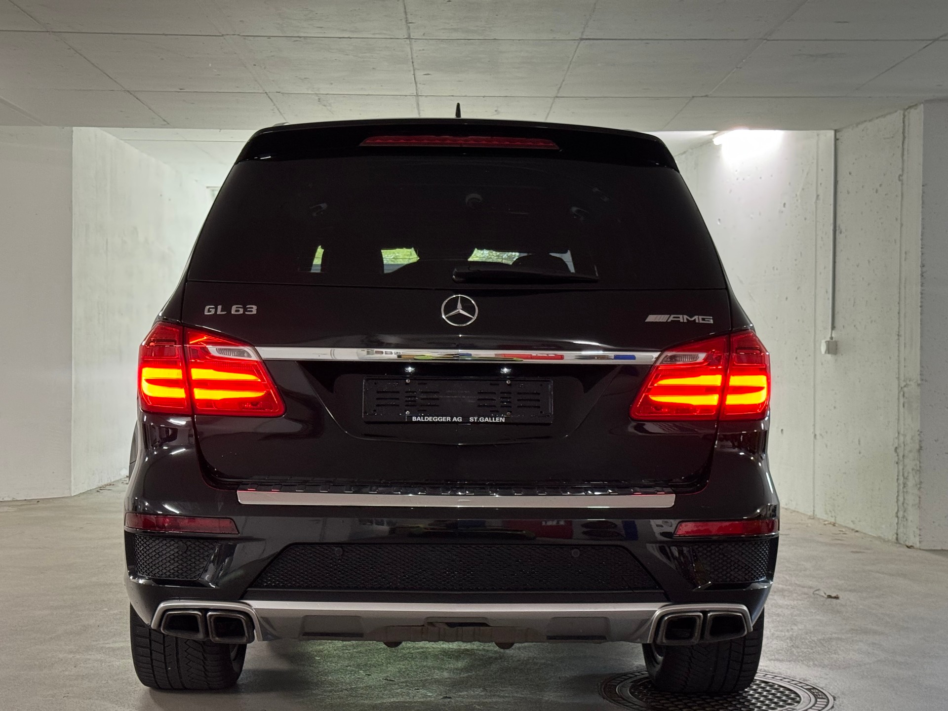 MERCEDES-BENZ GL 63 AMG 4Matic Speedshift Plus 7G-Tronic-image-3