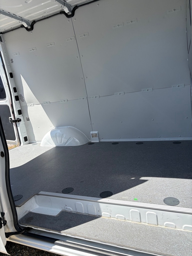 HYUNDAI H350 2.5 CRDi Origo L1-image-12