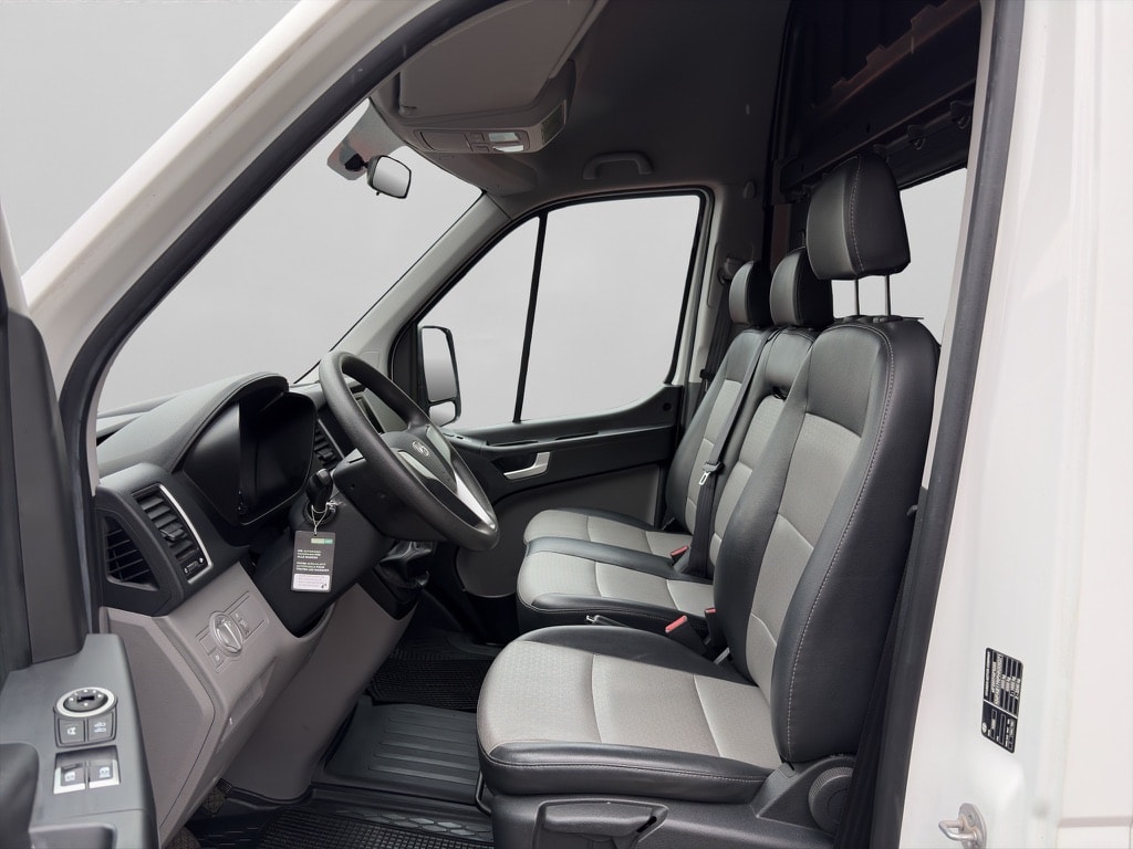 HYUNDAI H350 2.5 CRDi Origo L1-image-7