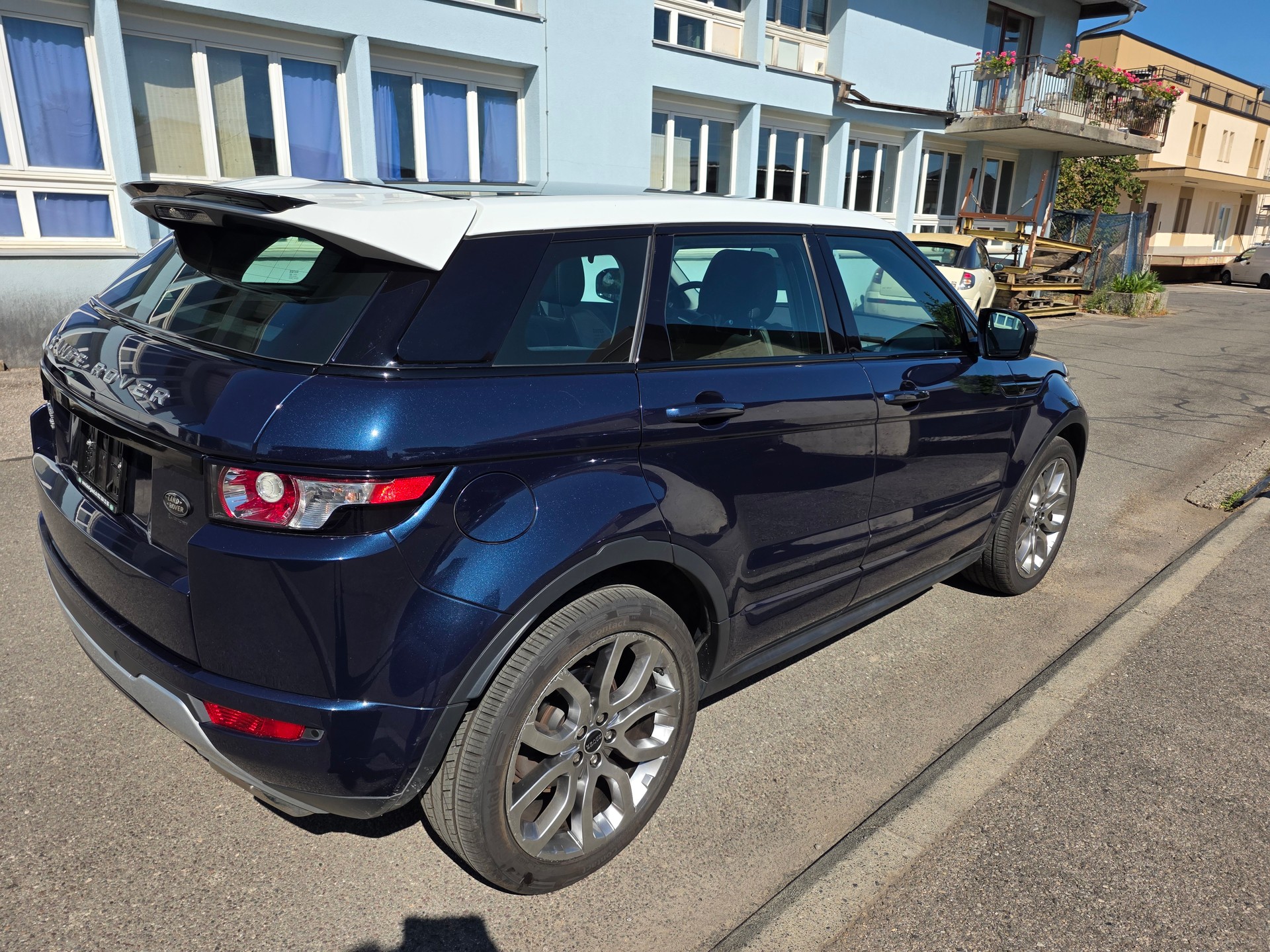 LAND ROVER Range Rover Evoque 2.0 Si4 Dynamic AT6-image-3
