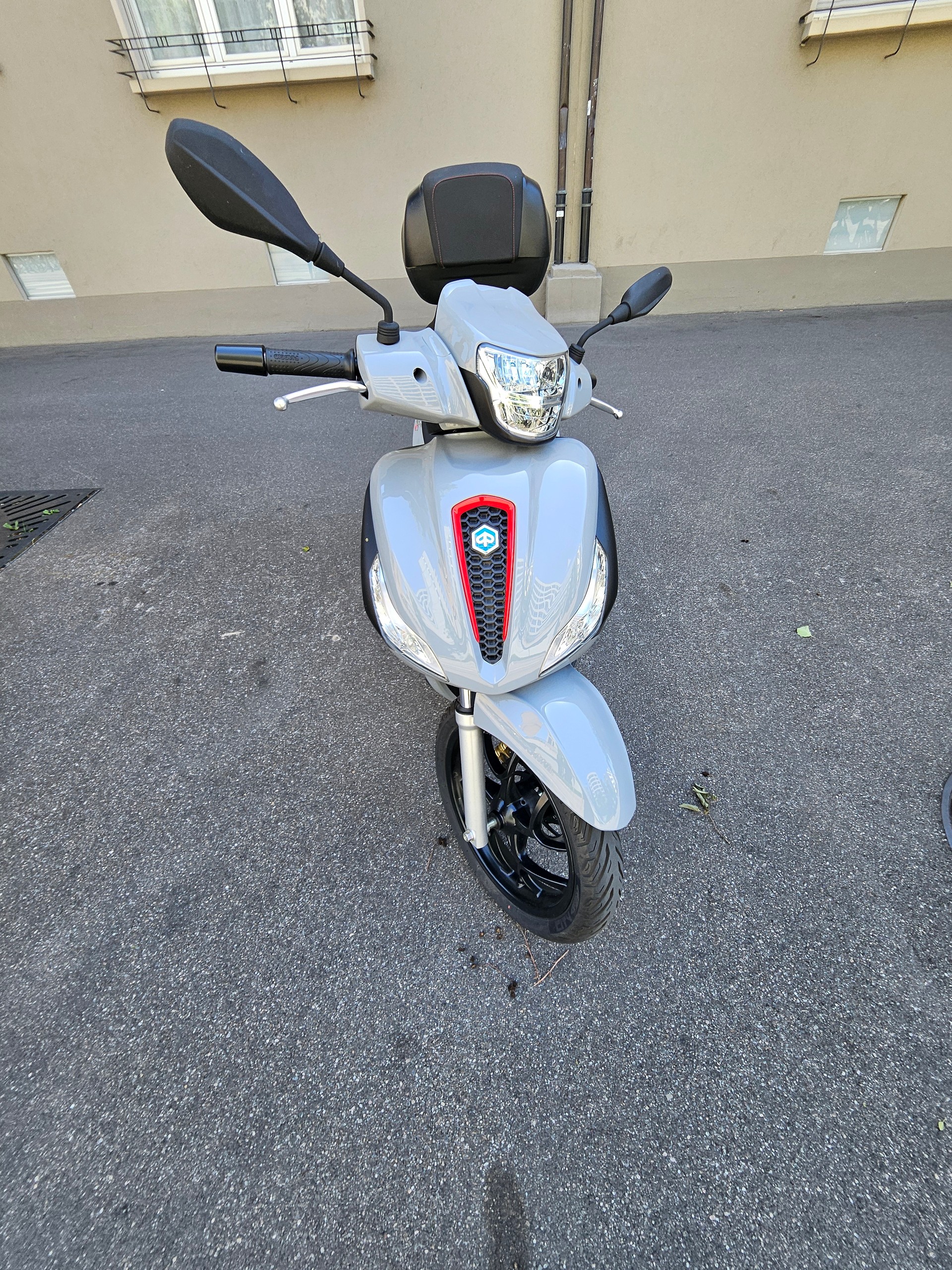 PIAGGIO Medley 125 Sport-image-0