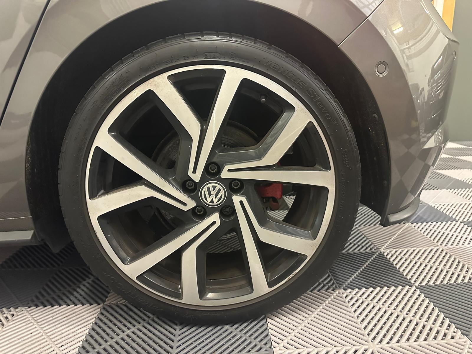 VW Polo 2.0 TSI GTI DSG-image-29