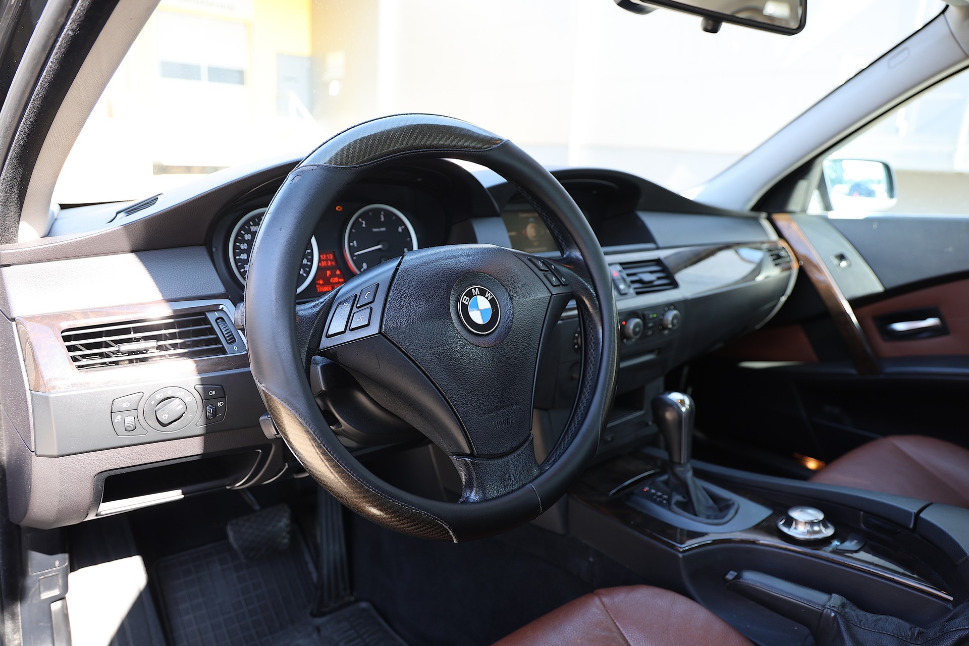 BMW 525d-image-5