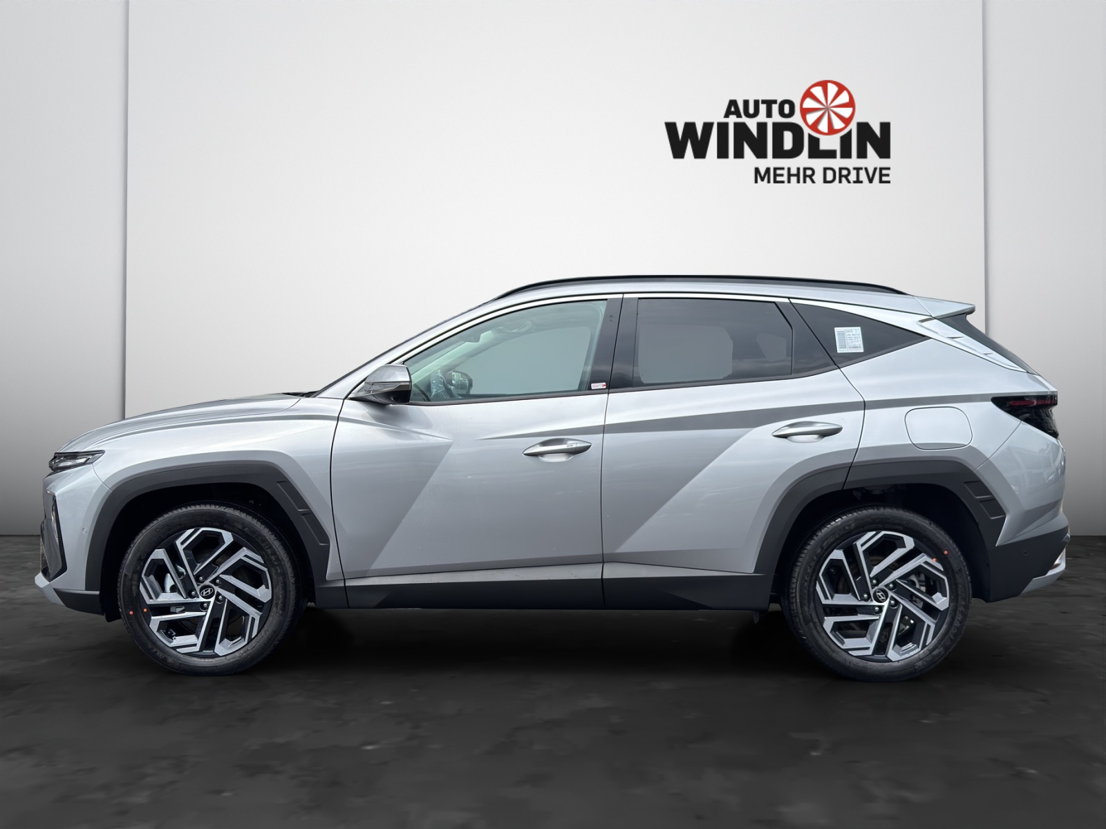 HYUNDAI Tucson 1.6 T-GDi HEV Vertex Swiss Edition 4WD MY27-showroom-element-3
