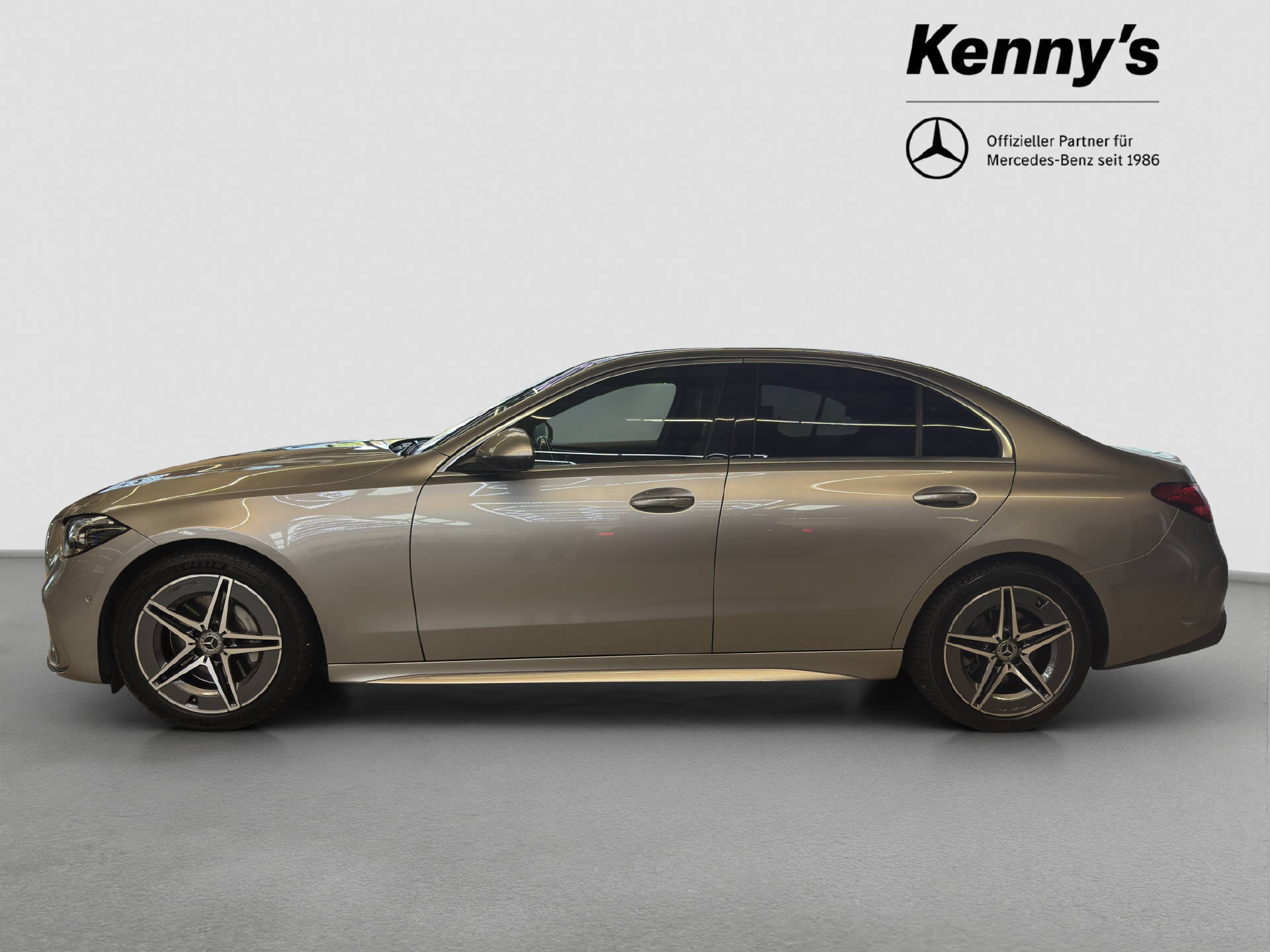 MERCEDES-BENZ C 300 AMG Line 4MATIC-showroom-element-2