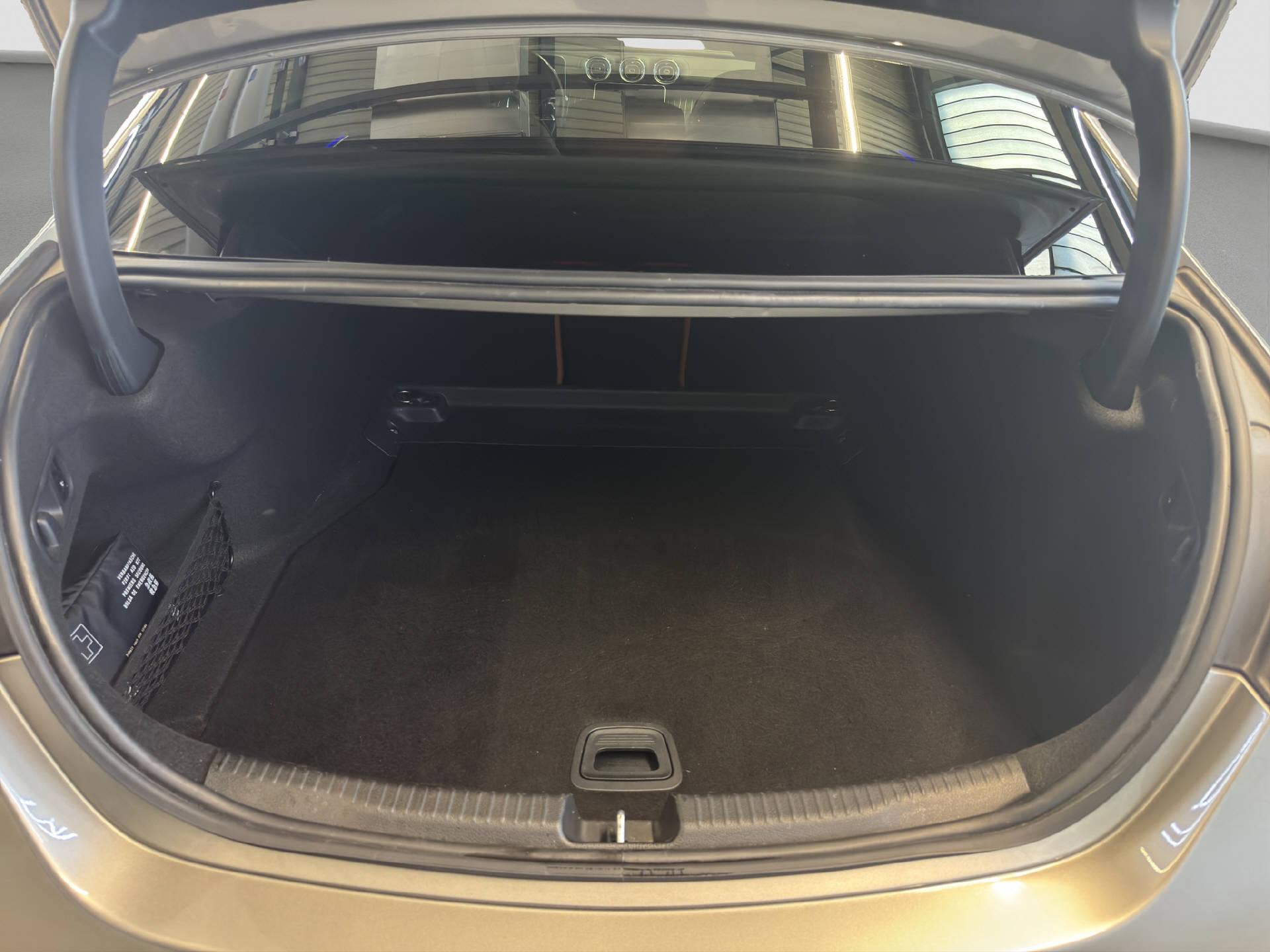 MERCEDES-BENZ C 300 AMG Line 4MATIC-image-13