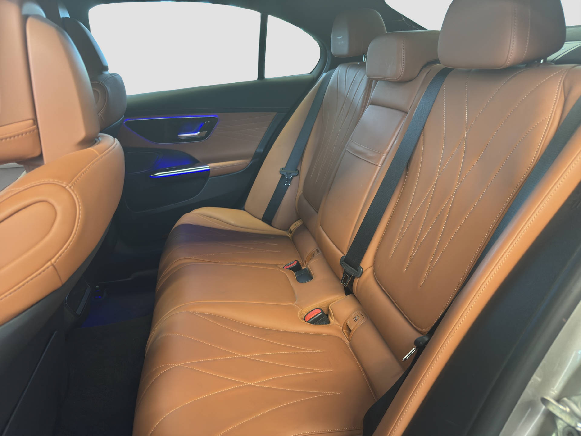 MERCEDES-BENZ C 300 AMG Line 4MATIC-image-12