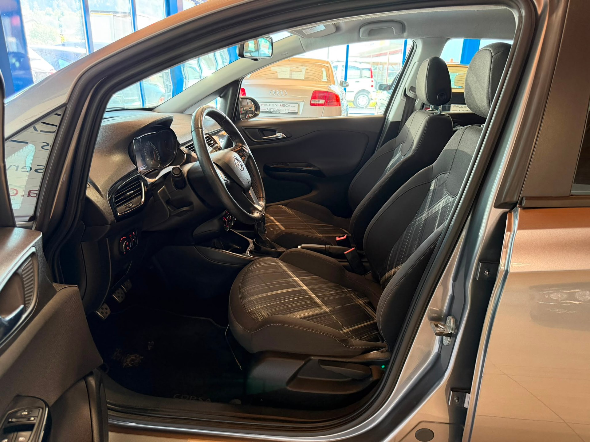 OPEL Corsa 1.0 T EcoFLEX Cosmo-image-10