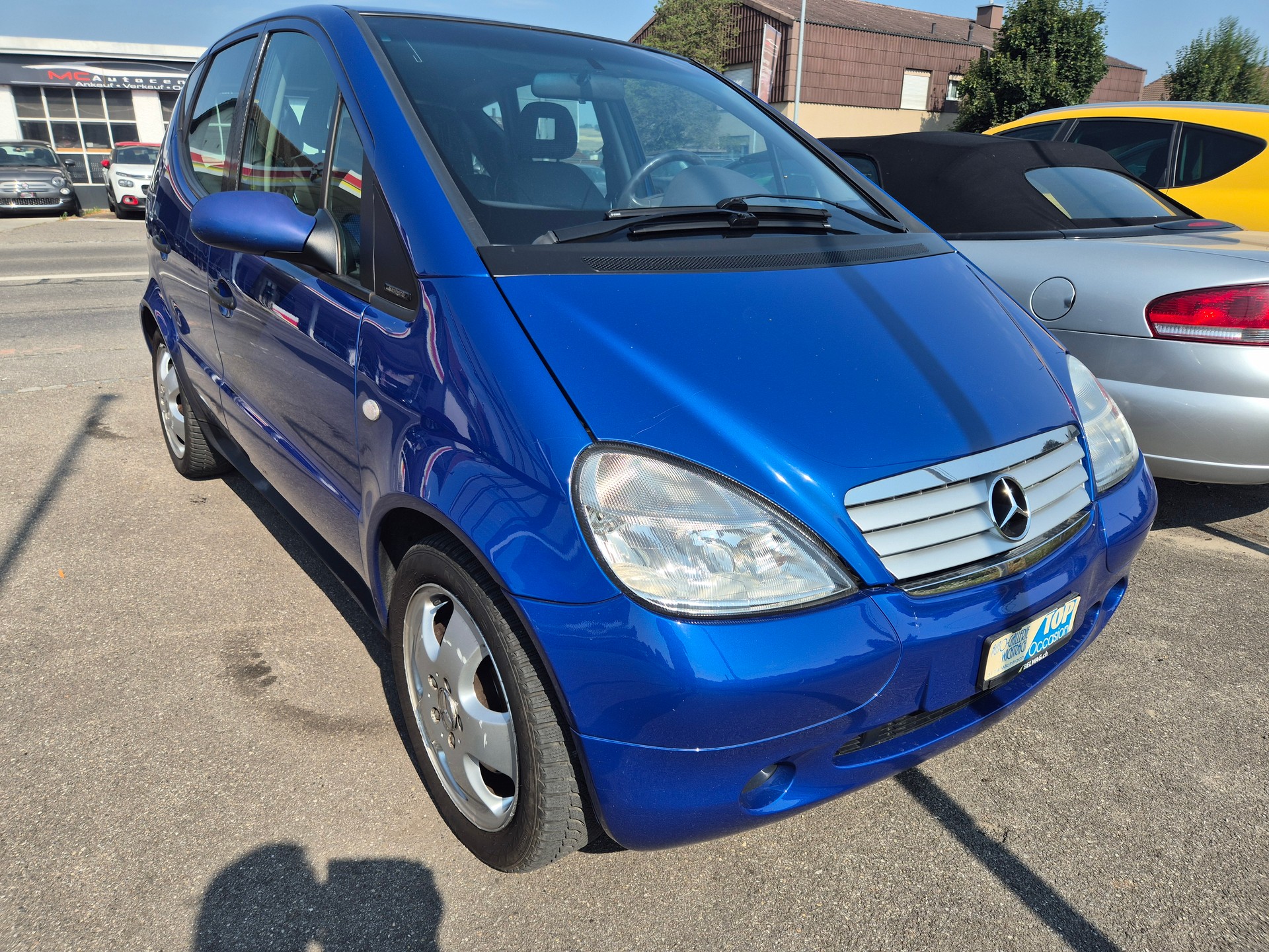 MERCEDES-BENZ A 190 Avantgarde