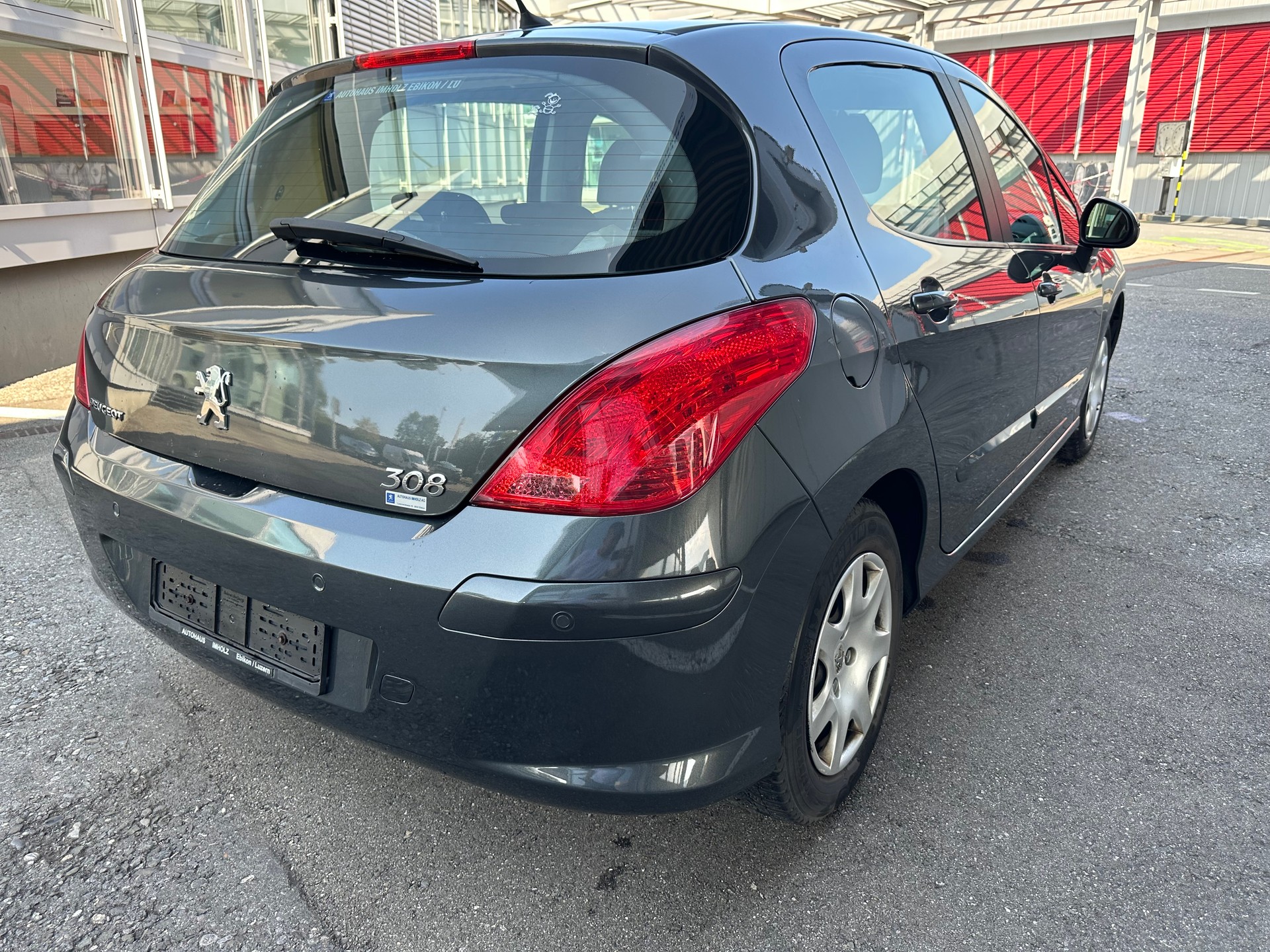 PEUGEOT 308 1.6 16V VTI Sport-image-6