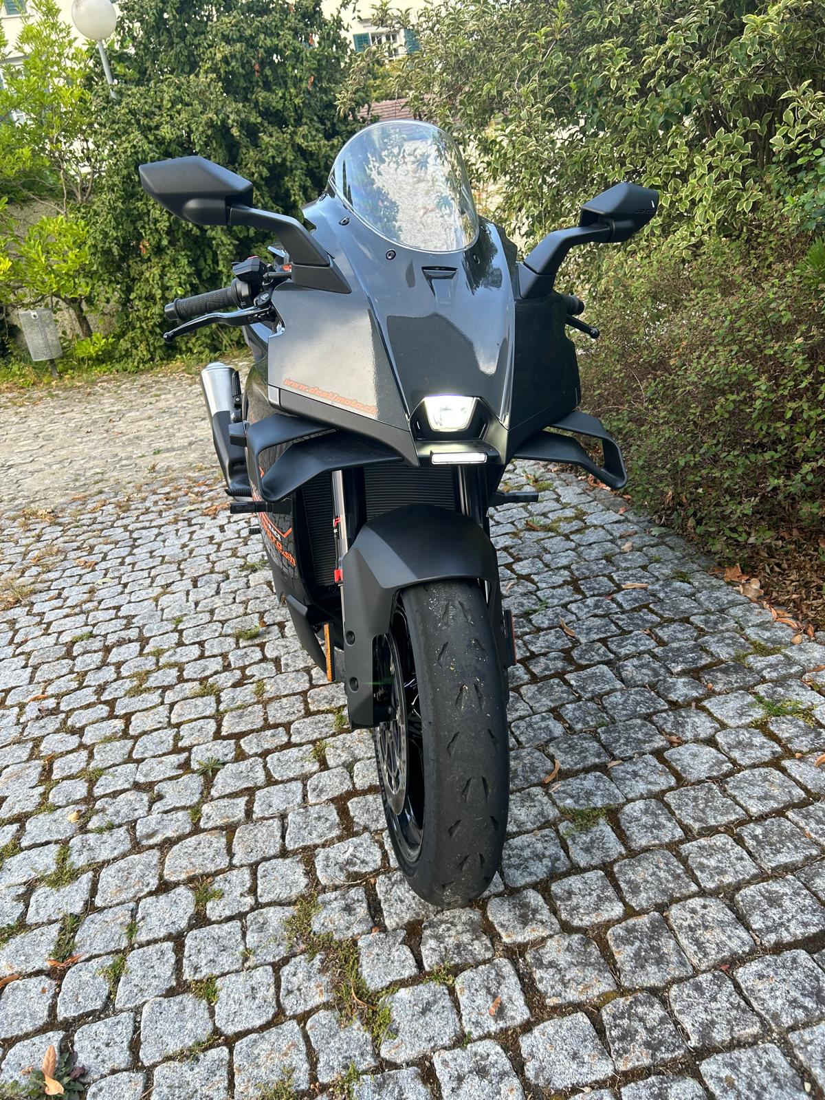 KTM 990 RC R-image-7