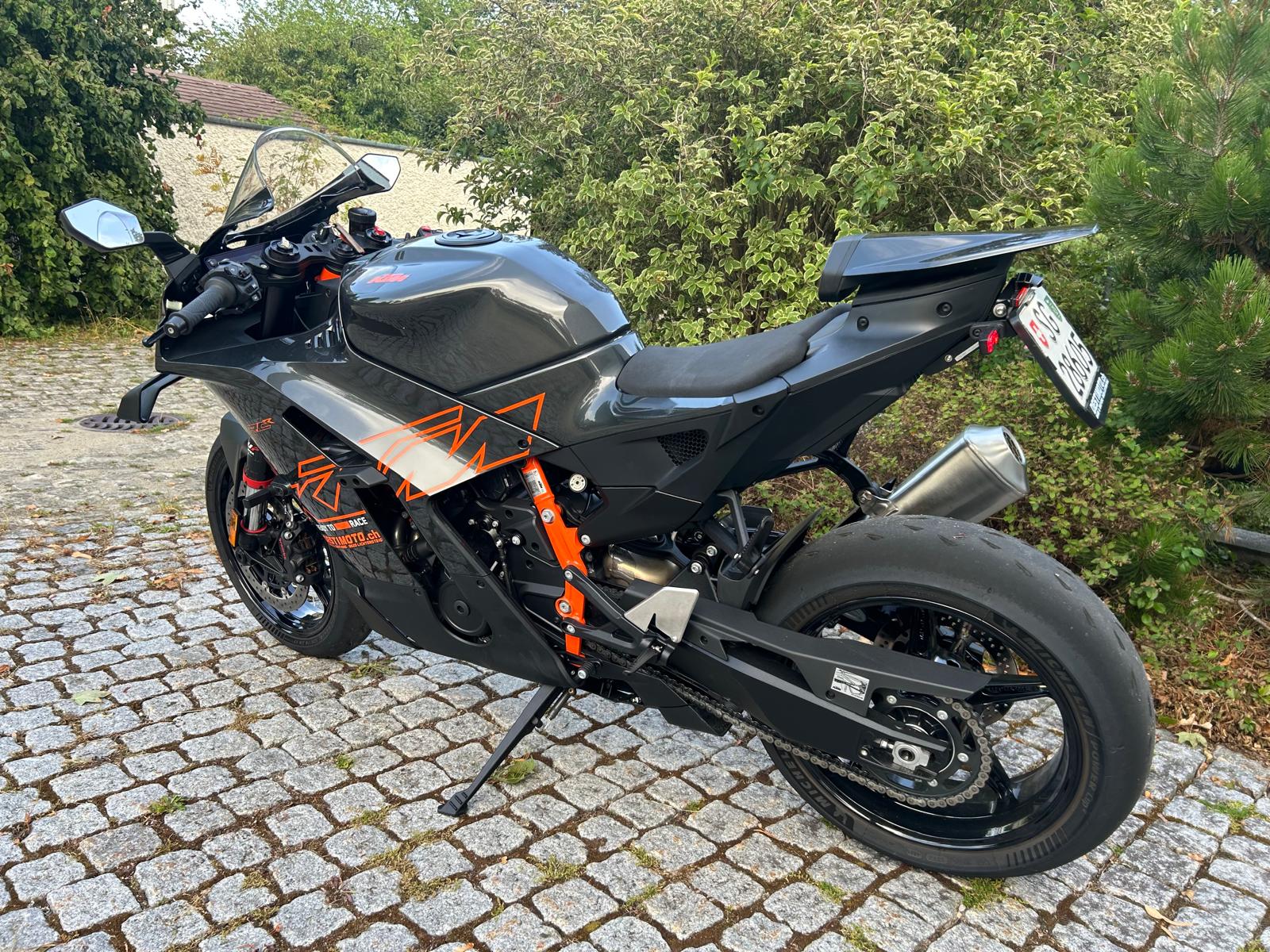 KTM 990 RC R-image-4