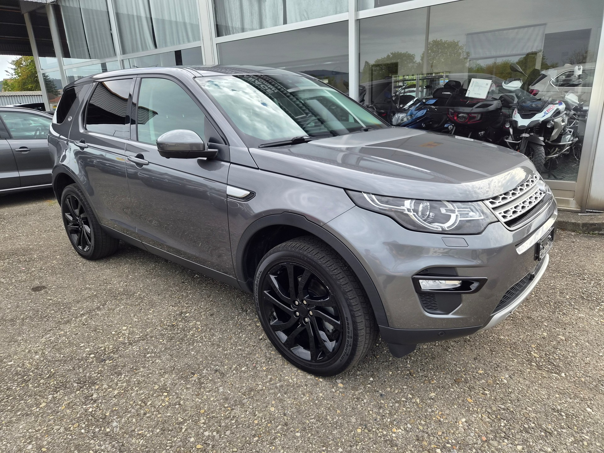 LAND ROVER Discovery Sport 2.0 TD4 HSE Luxury AT9 Ausführung 7 Sitzplätze