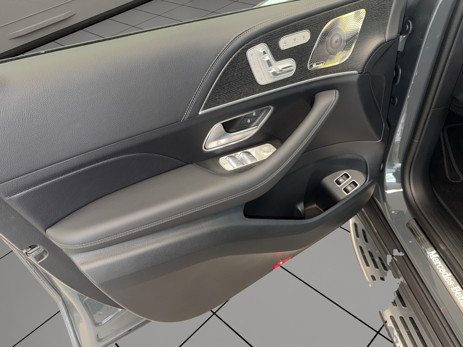 MERCEDES-BENZ GLE 400 e EQ Hybrid 4Matic 9G-Tronic EQ Star-image-7