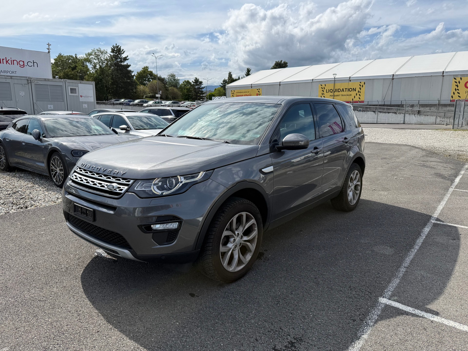 LAND ROVER Discovery Sport 2.0 TD4 SE AT9-image-2