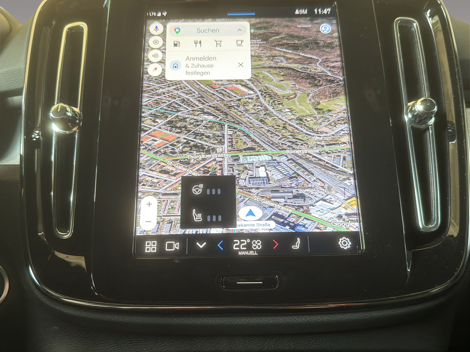 VOLVO XC40 2.0 B3 MH Plus Dark-image-13