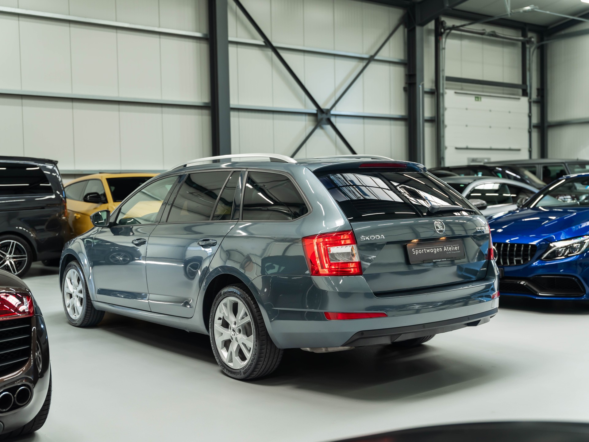 SKODA Octavia Combi 1.8 TSI Elegance 4x4 DSG-showroom-element-1