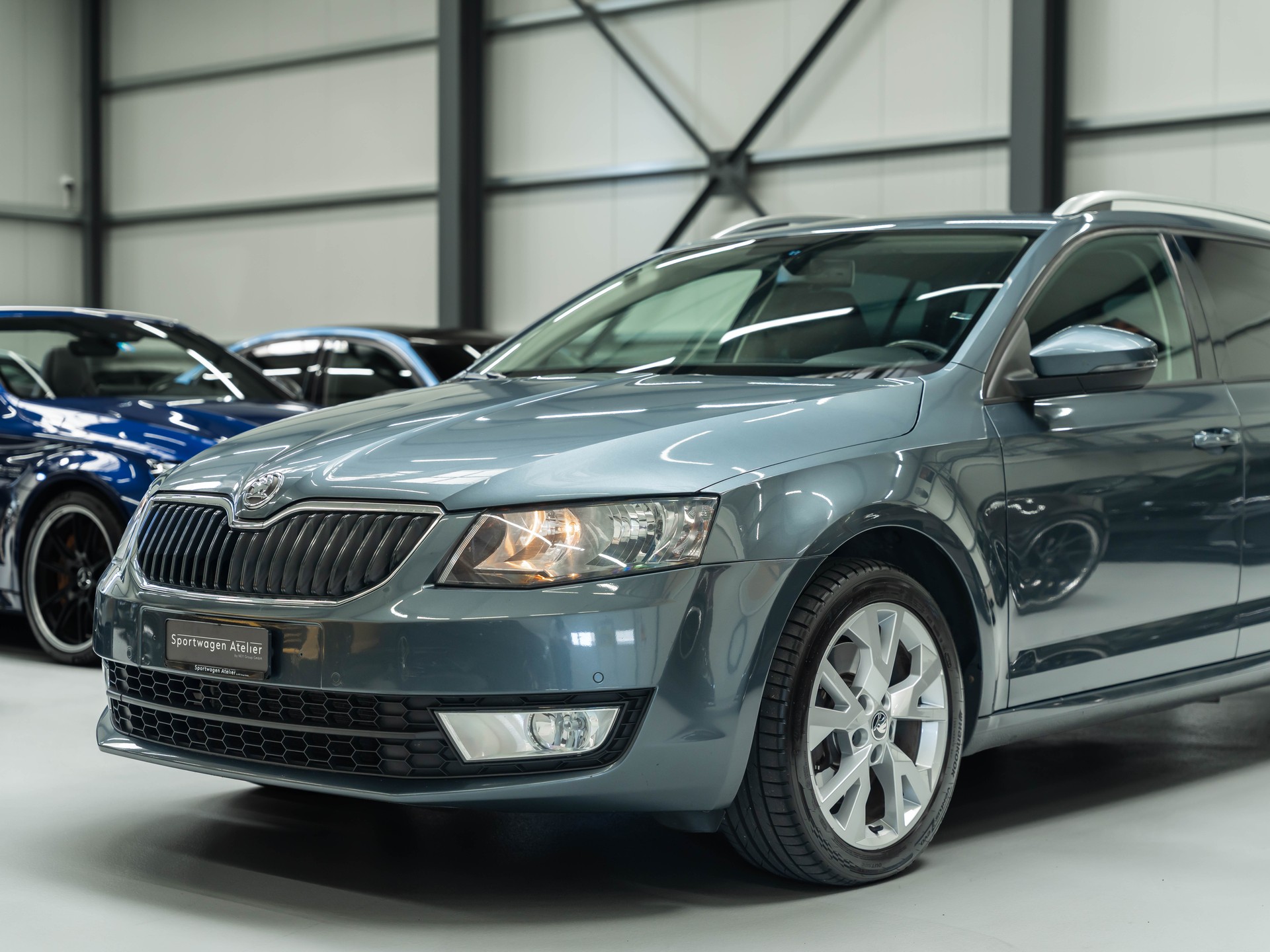 SKODA Octavia Combi 1.8 TSI Elegance 4x4 DSG-image-12
