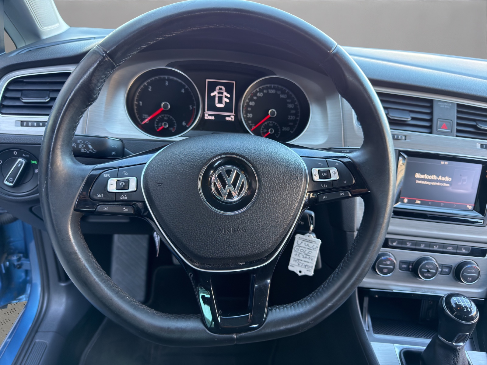 VW Golf 1.6 TDI Trendline 4Motion-image-9
