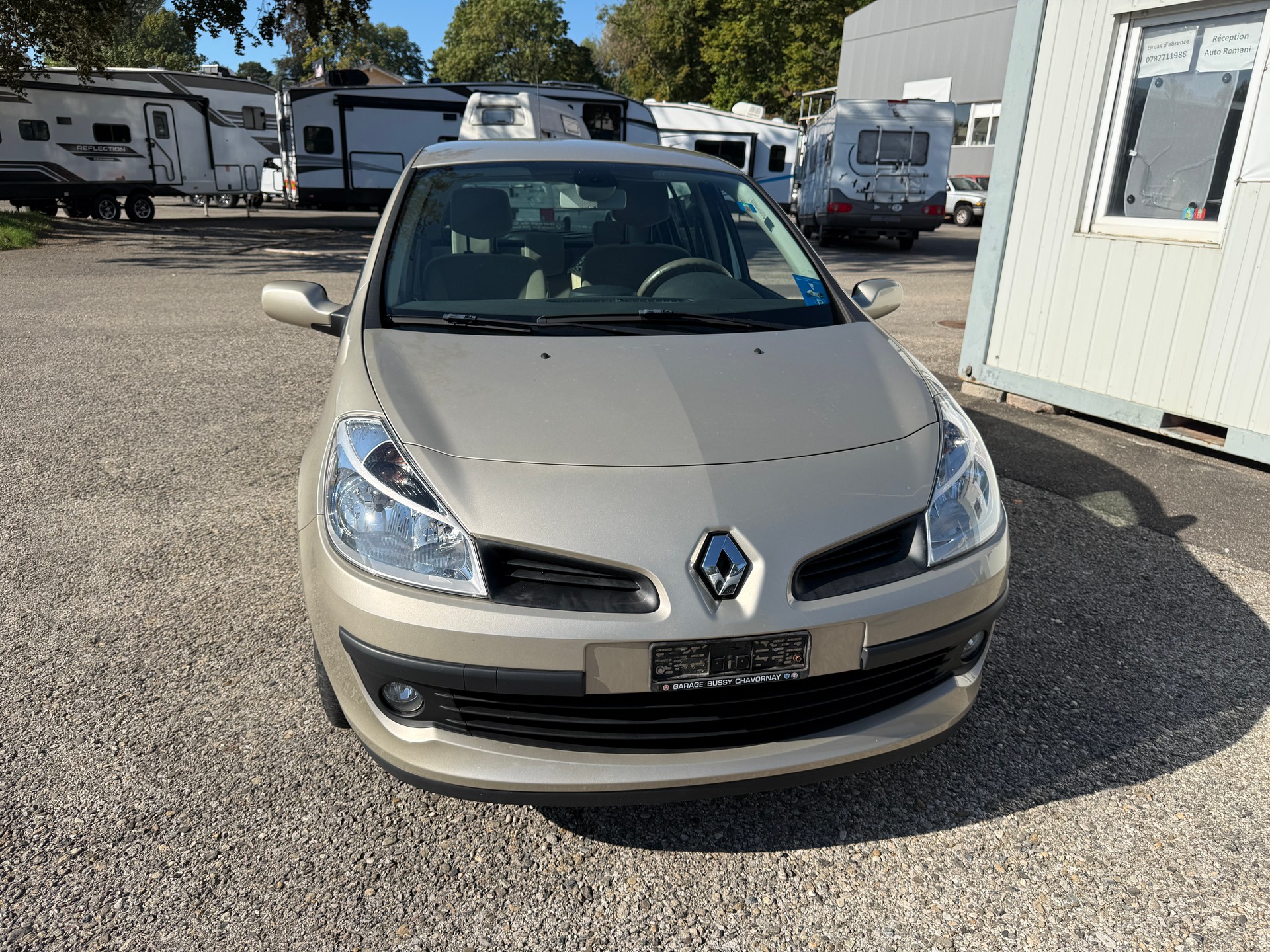RENAULT Clio 1.6 16V Privilège