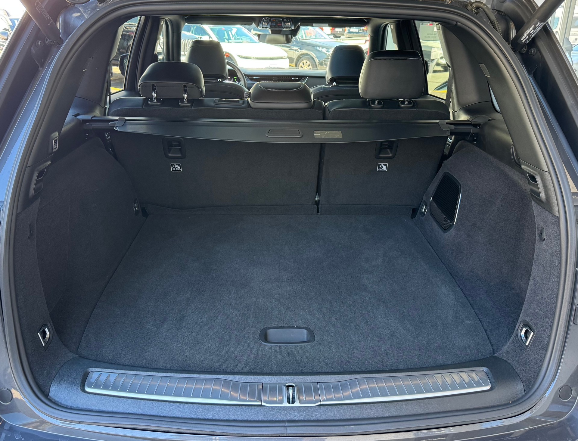 JEEP Grand Cherokee 2.0 Plug-in-Hybrid Overland 4xe-image-10