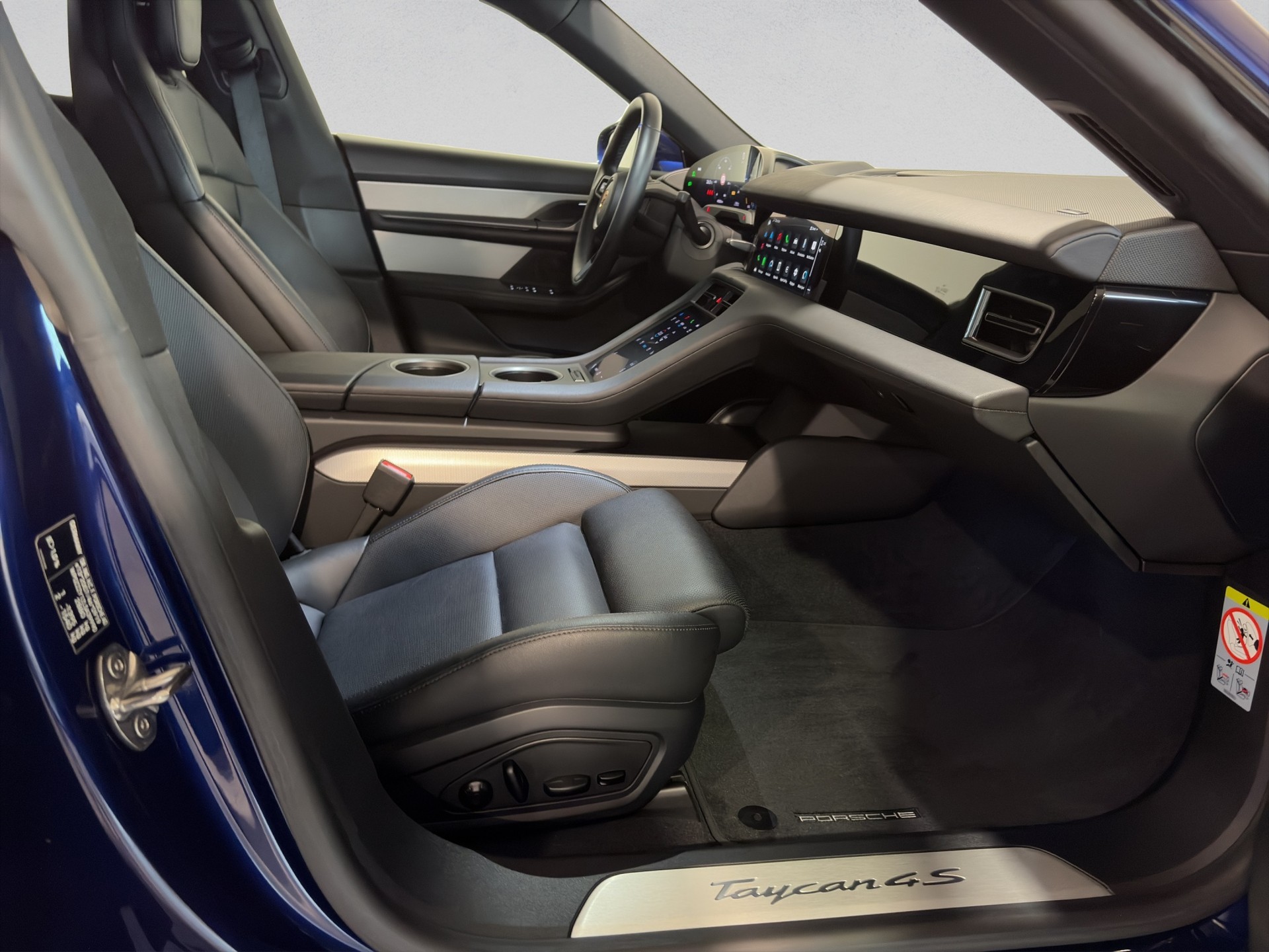 PORSCHE Taycan 4S Batterie performance 470kms autonomie-image-22