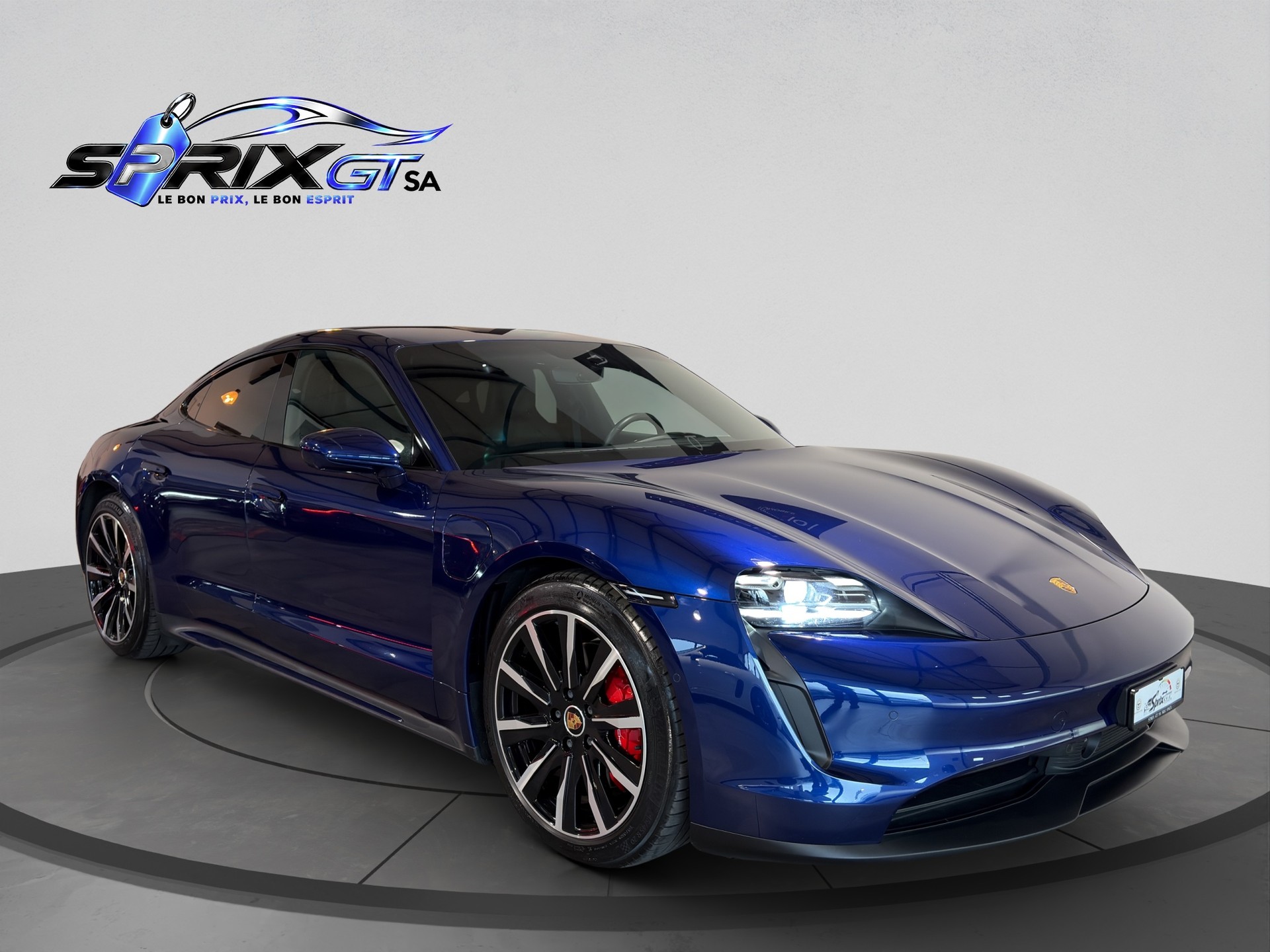 PORSCHE Taycan 4S Batterie performance 470kms autonomie-showroom-element-1