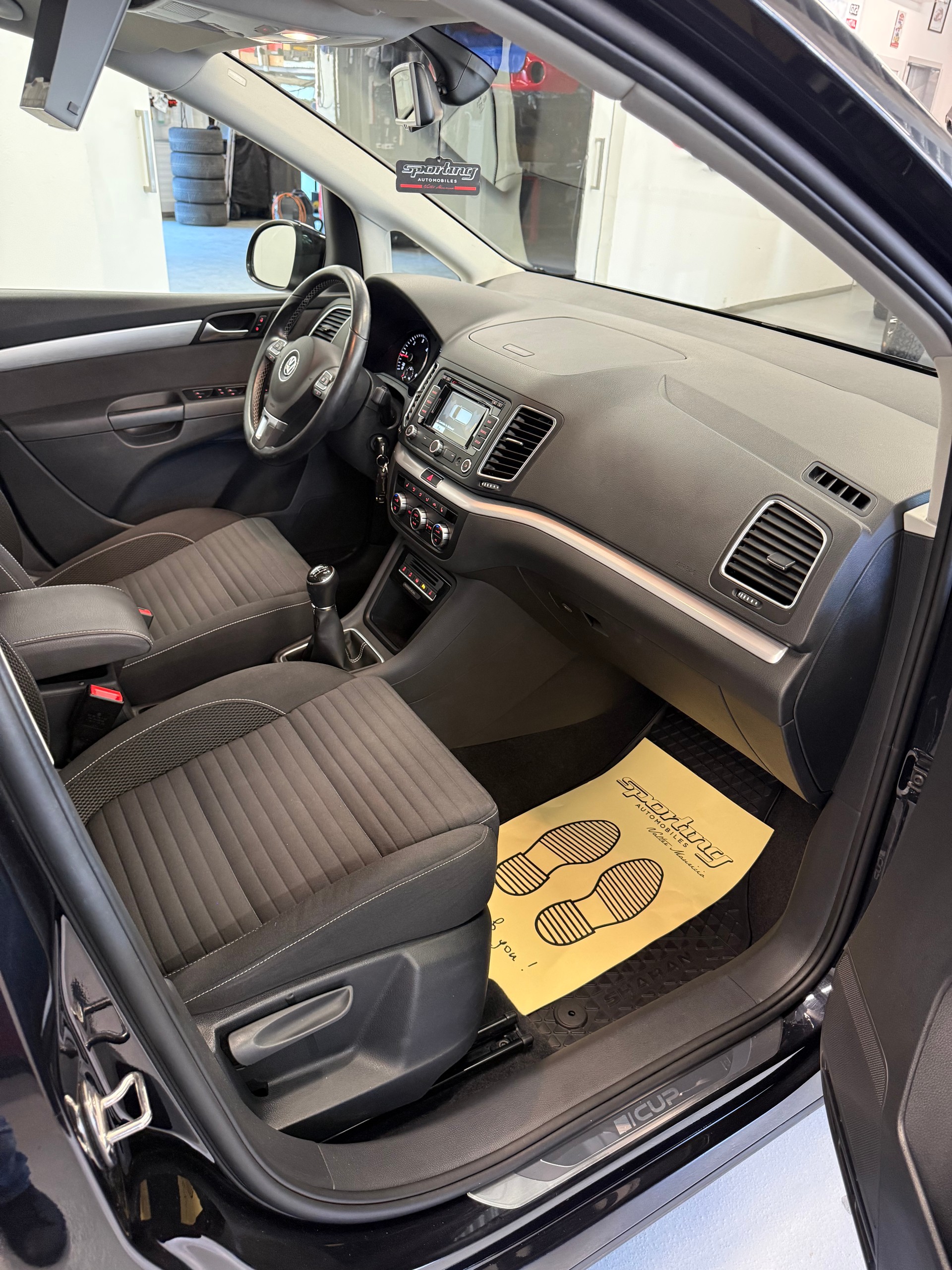 VW Sharan 2.0 TDI BlueMotion Technology Cup-image-13