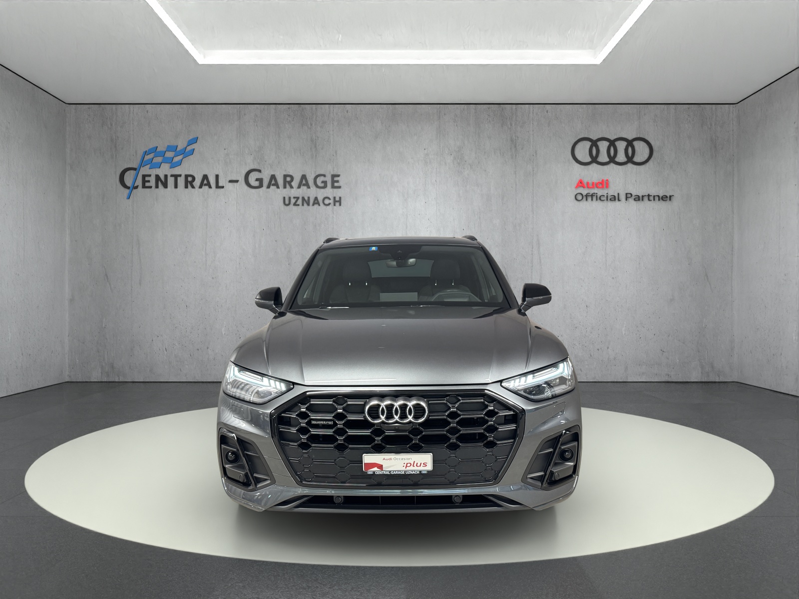AUDI Q5 40 TDI Black Edition quattro S-tronic-showroom-element-1