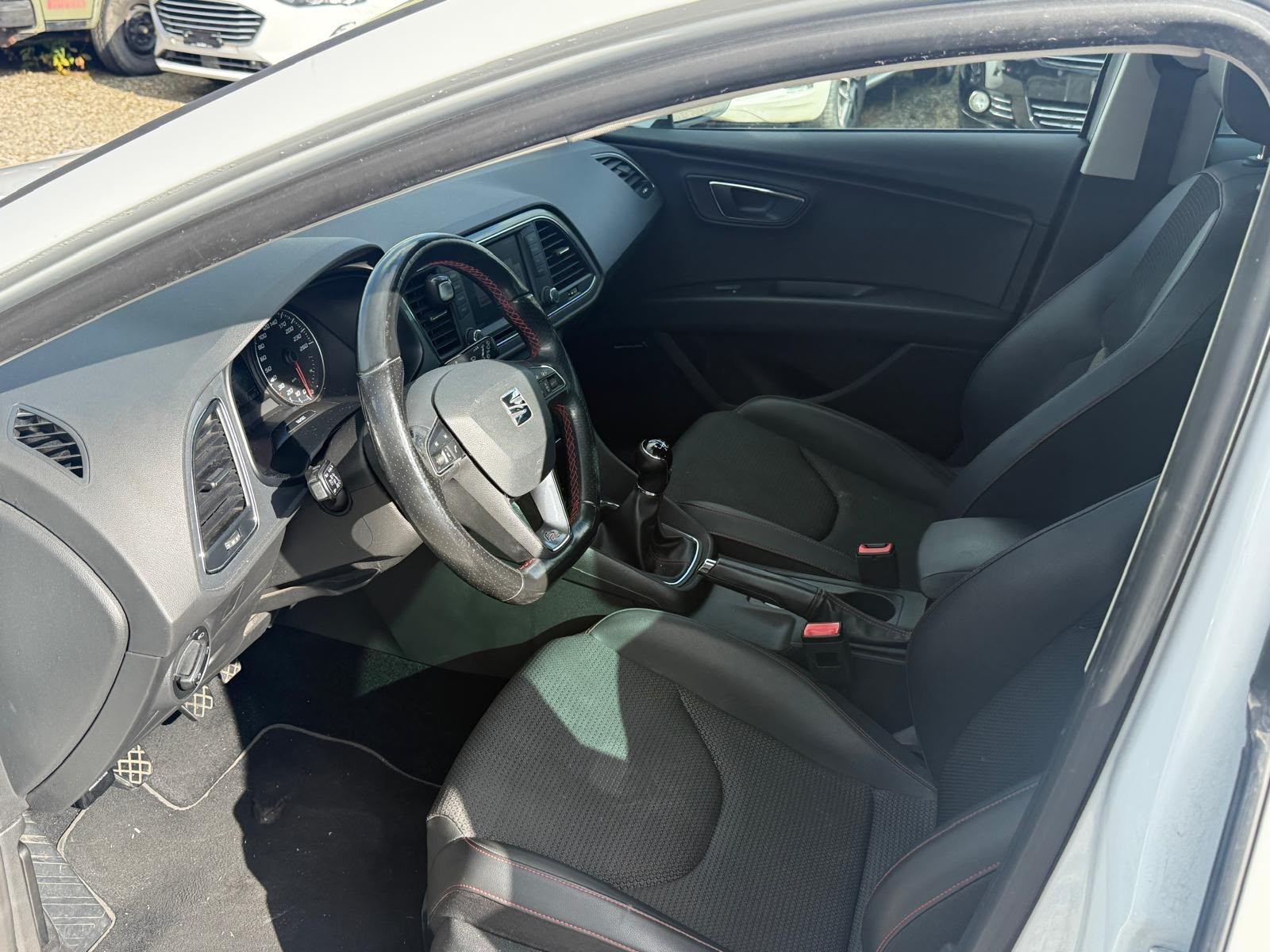 SEAT Leon ST 1.4 TSI FR-image-10