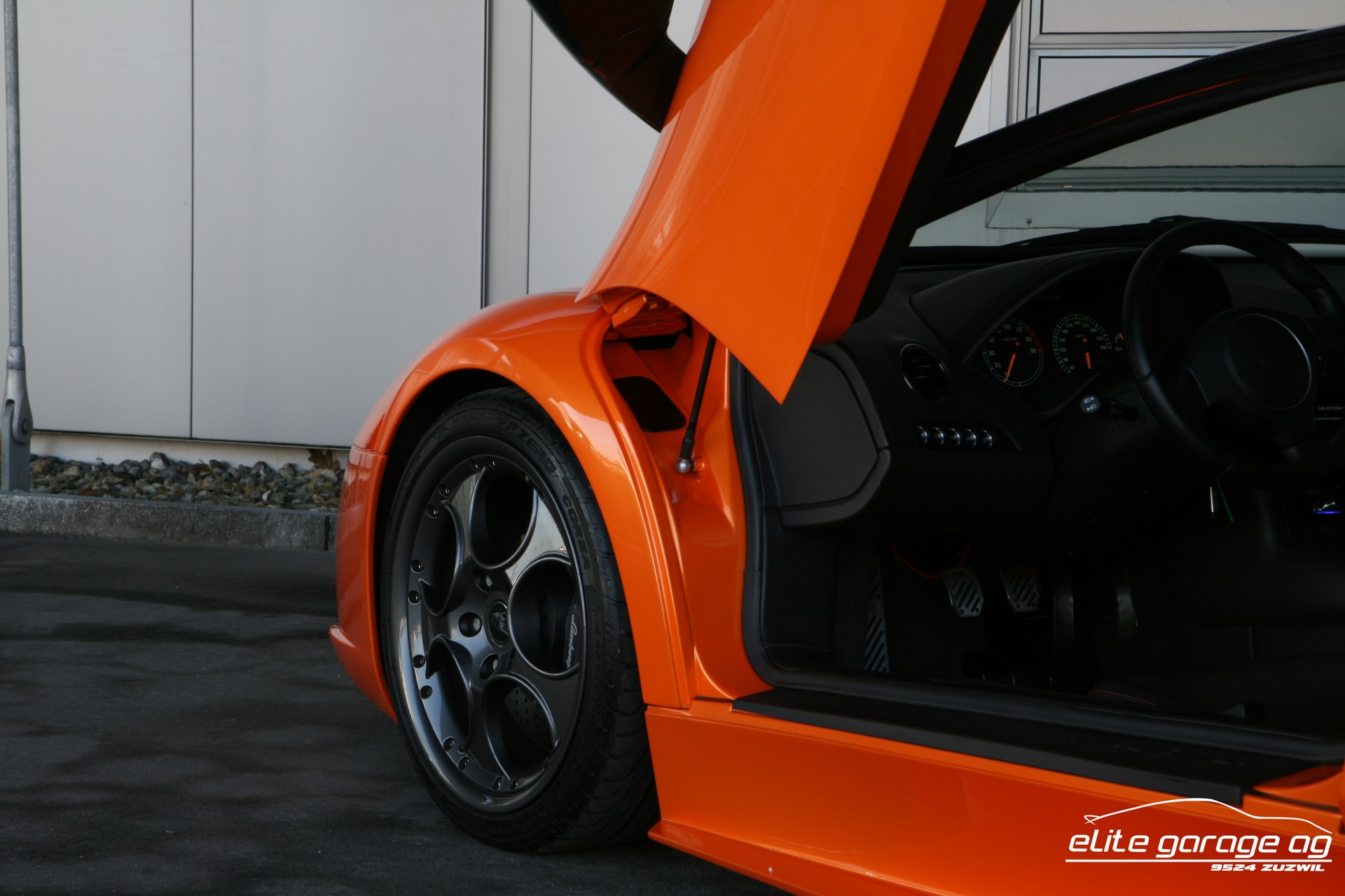 LAMBORGHINI Murciélago 6.2 Coupé-image-11